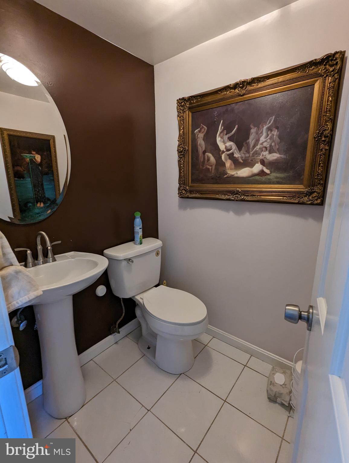 NORBECK ESTATES - Residential