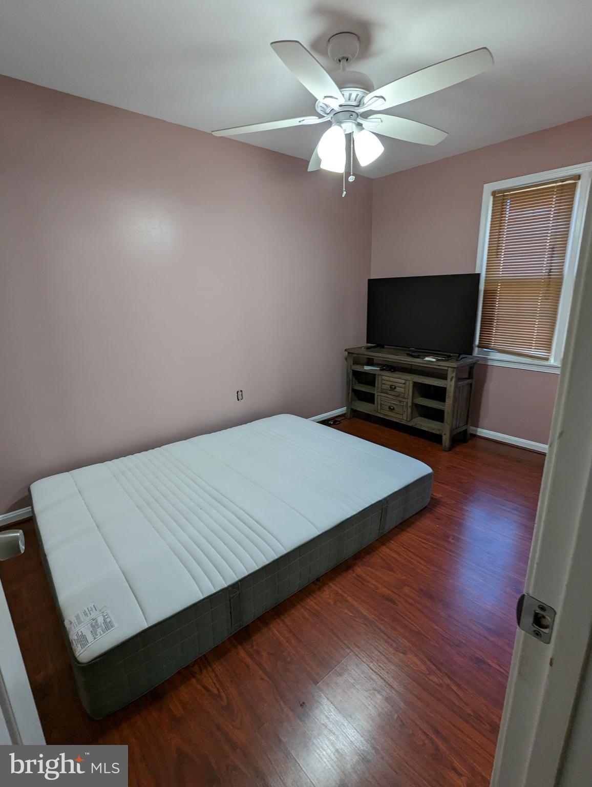 NORBECK ESTATES - Residential