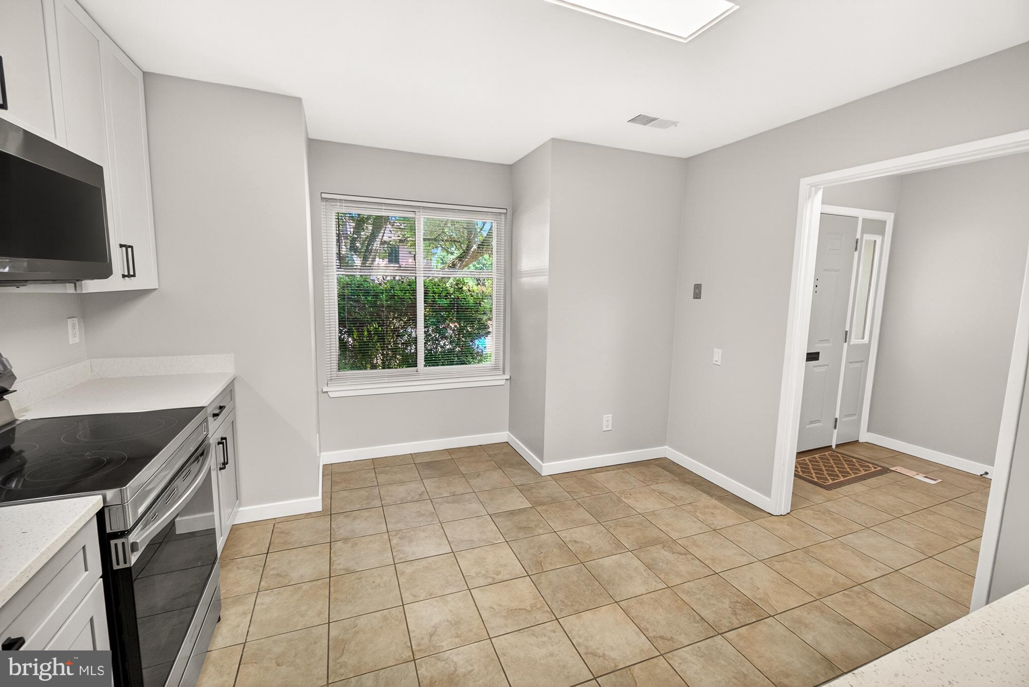 MARYLAND PLACE - Residential