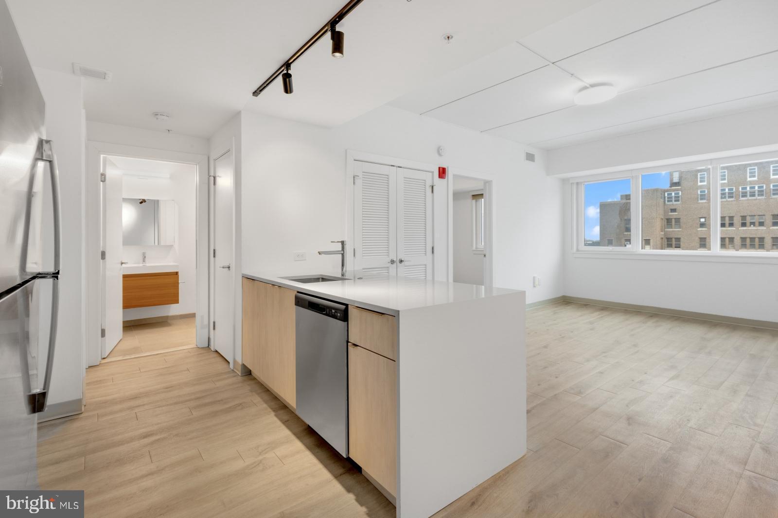 SPRING GARDEN - Residential Lease