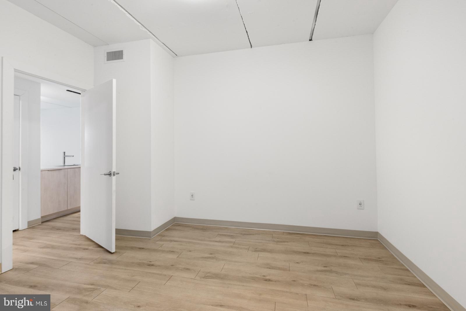SPRING GARDEN - Residential Lease