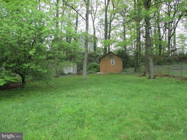 SHADY GROVE - Residential