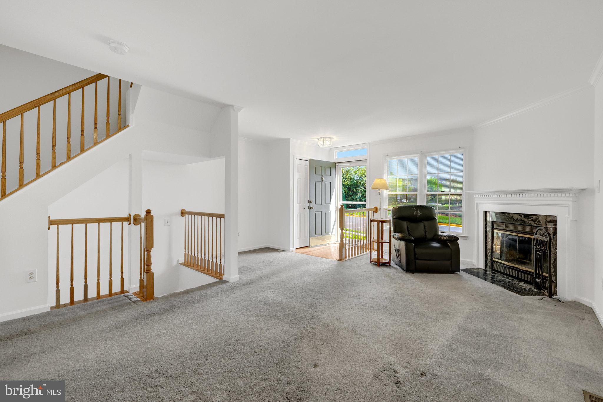 ASHBURN VILLAGE - Residential