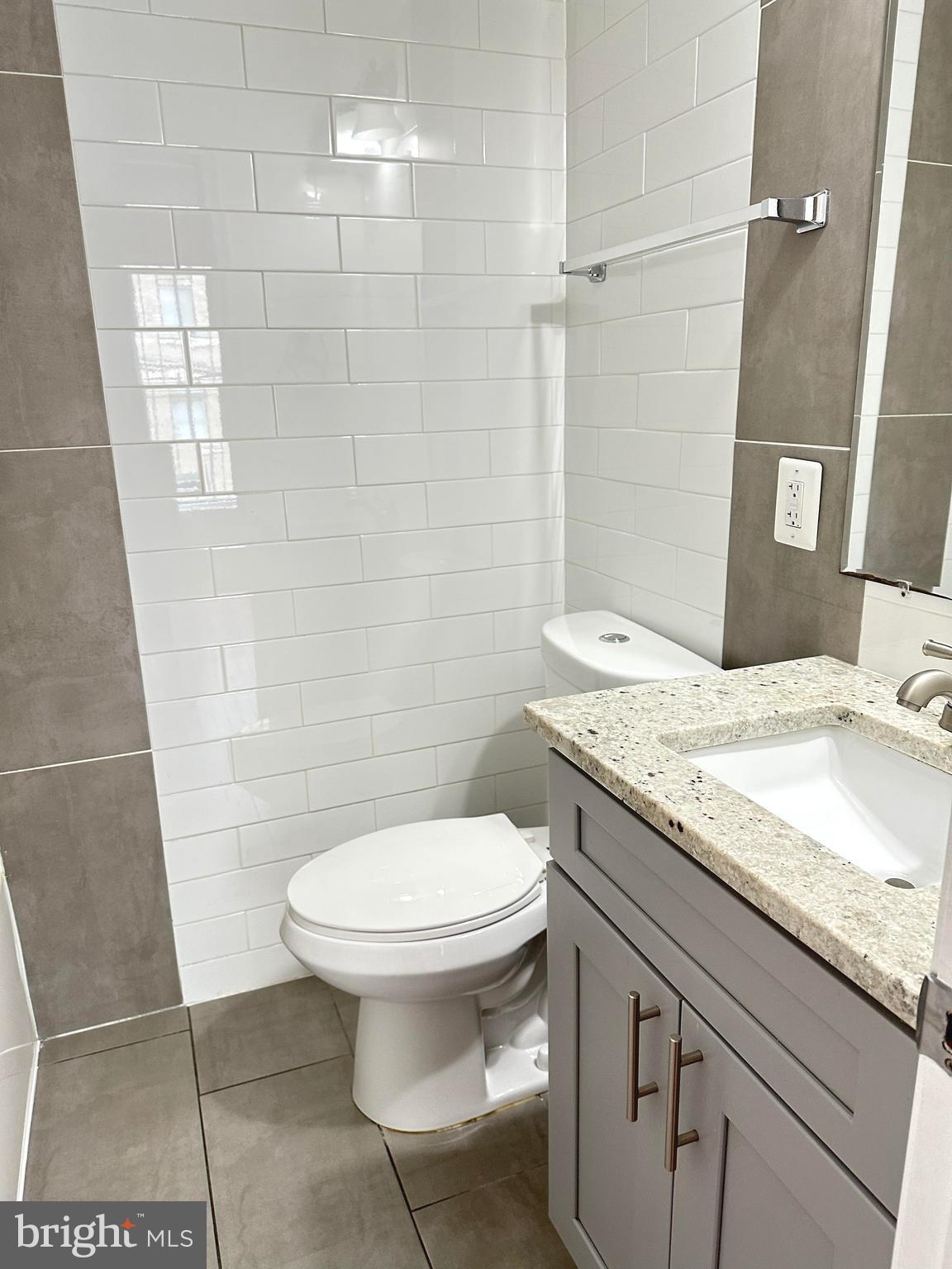 ANACOSTIA - Residential Lease