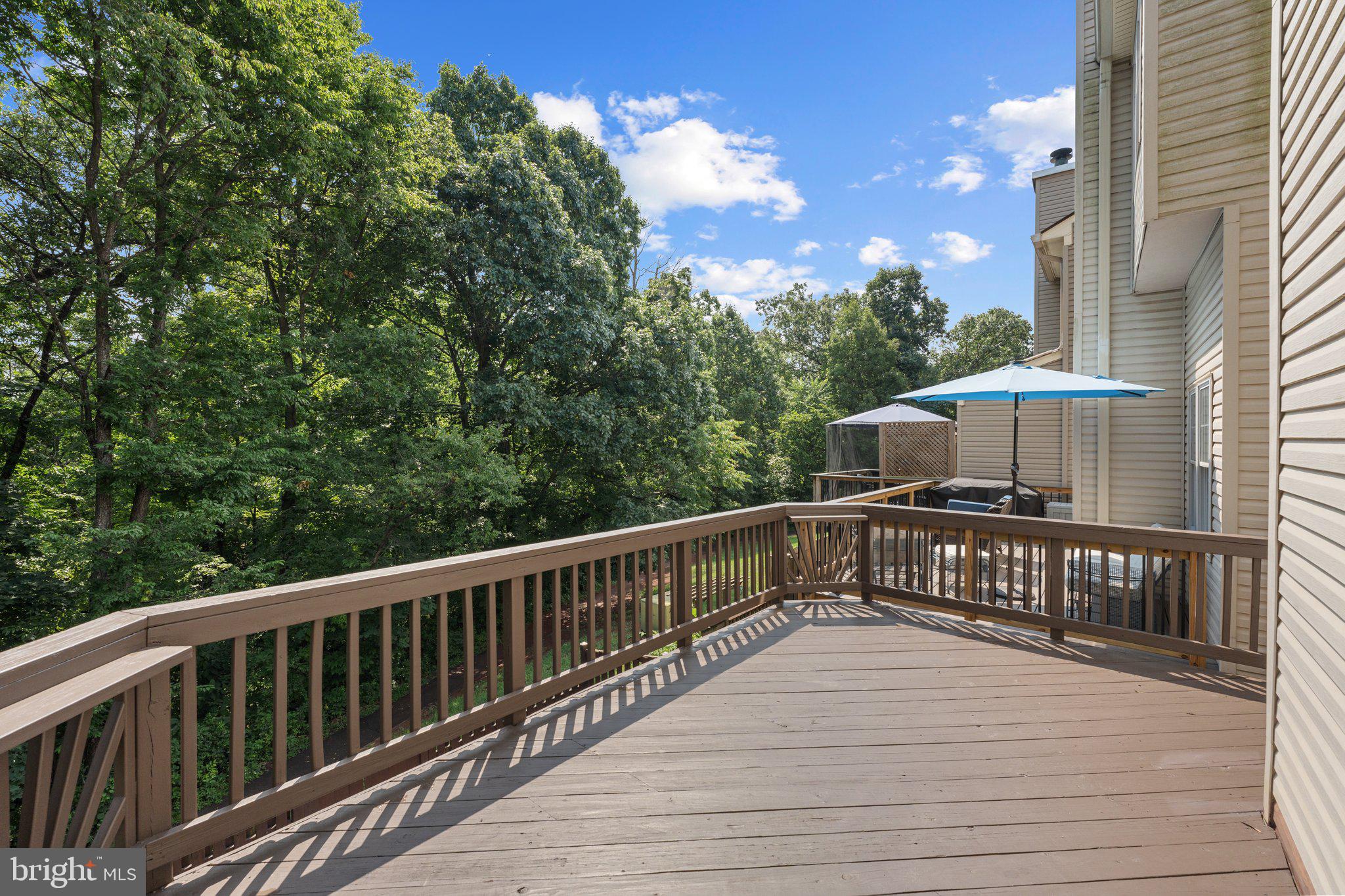 ASHBURN VILLAGE - Residential