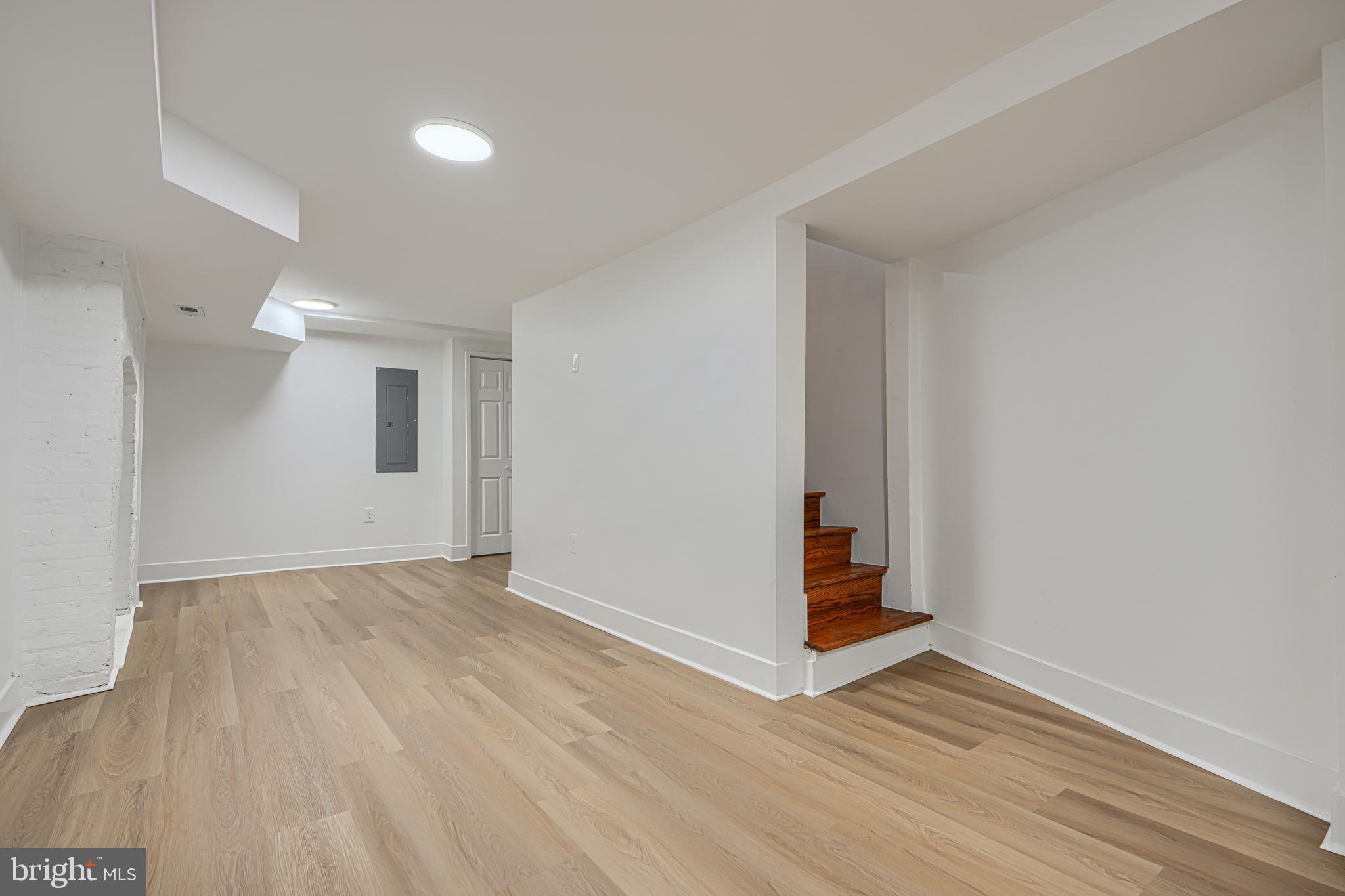 RESERVOIR HILL - Residential