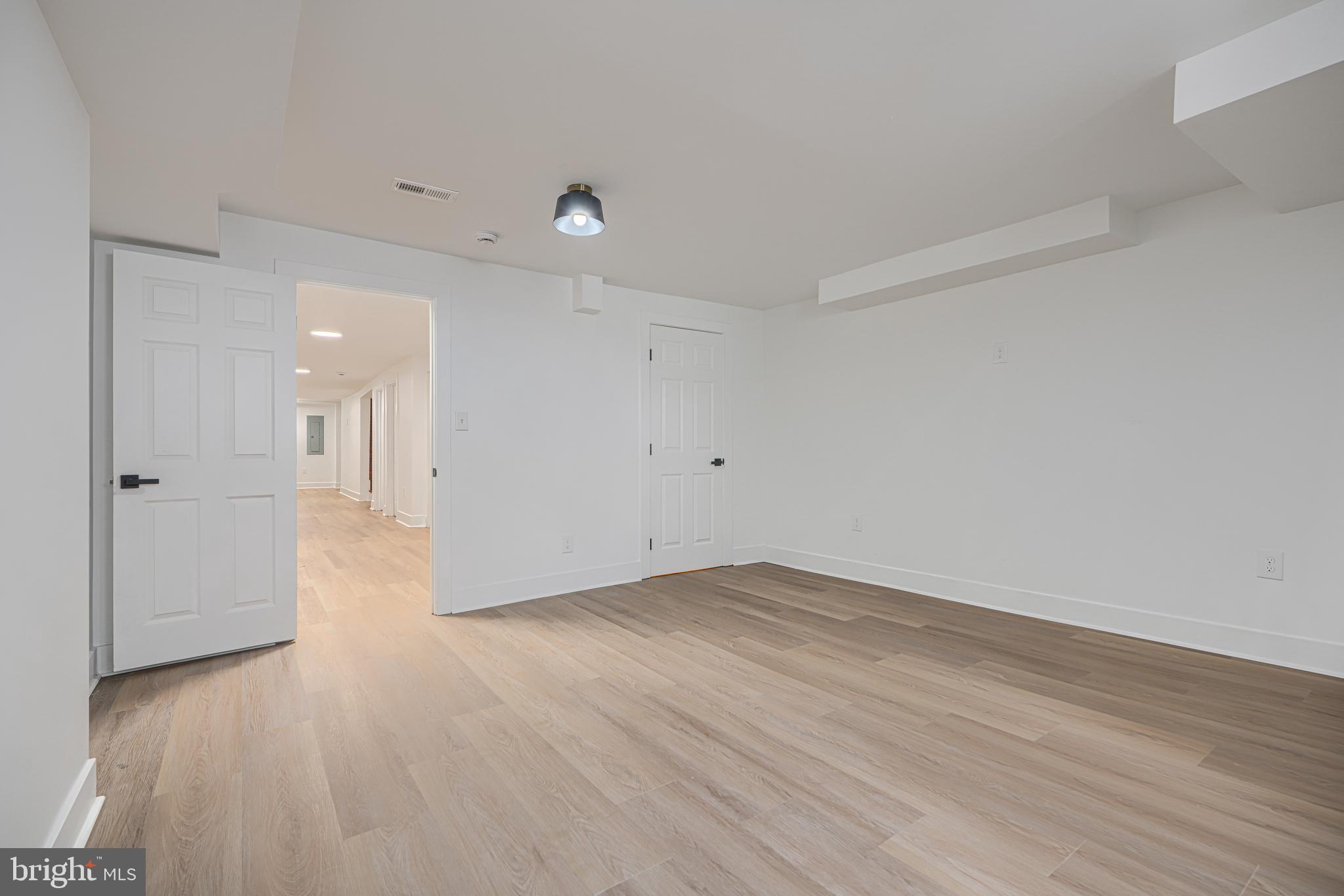 RESERVOIR HILL - Residential