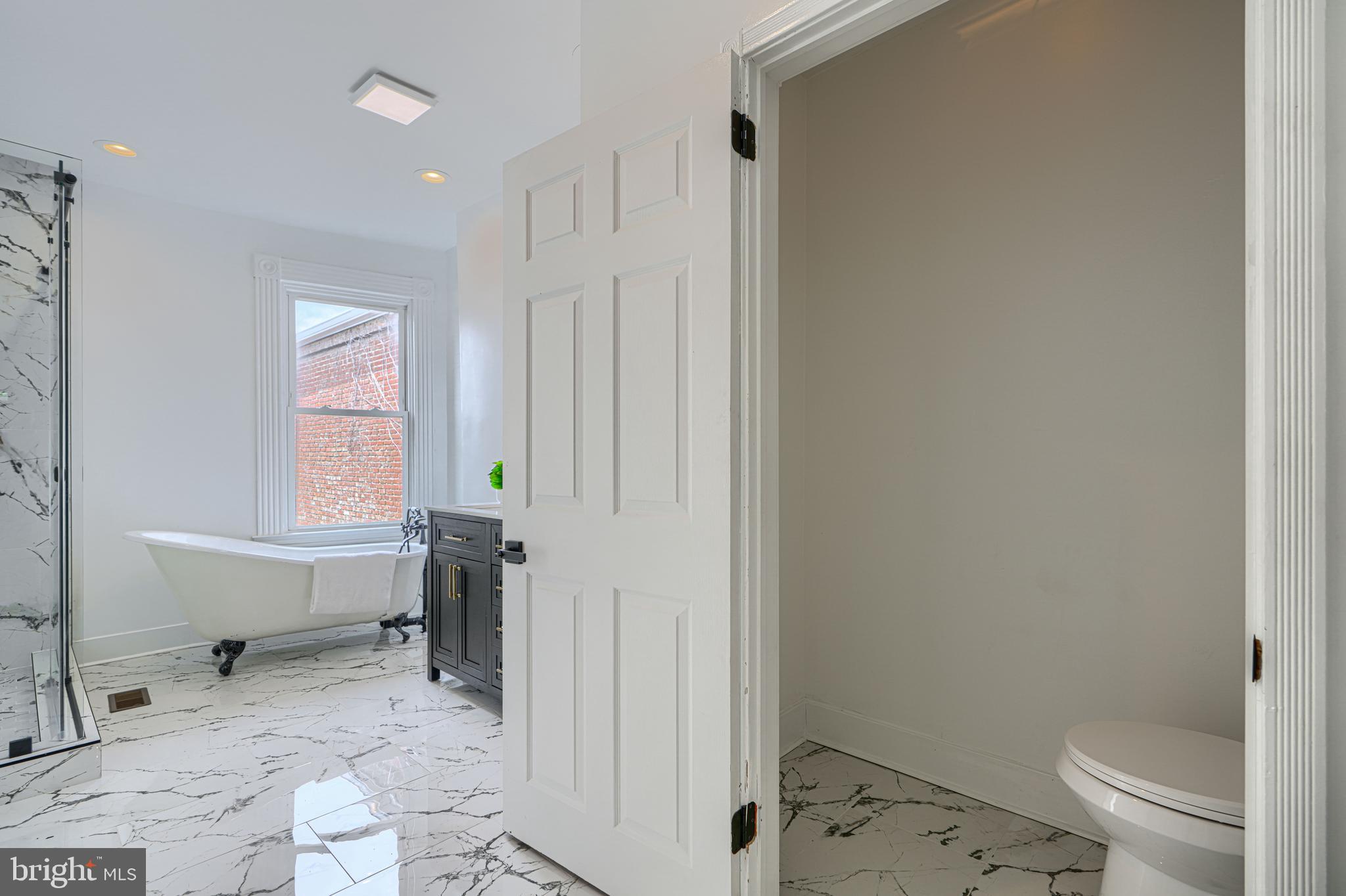RESERVOIR HILL - Residential