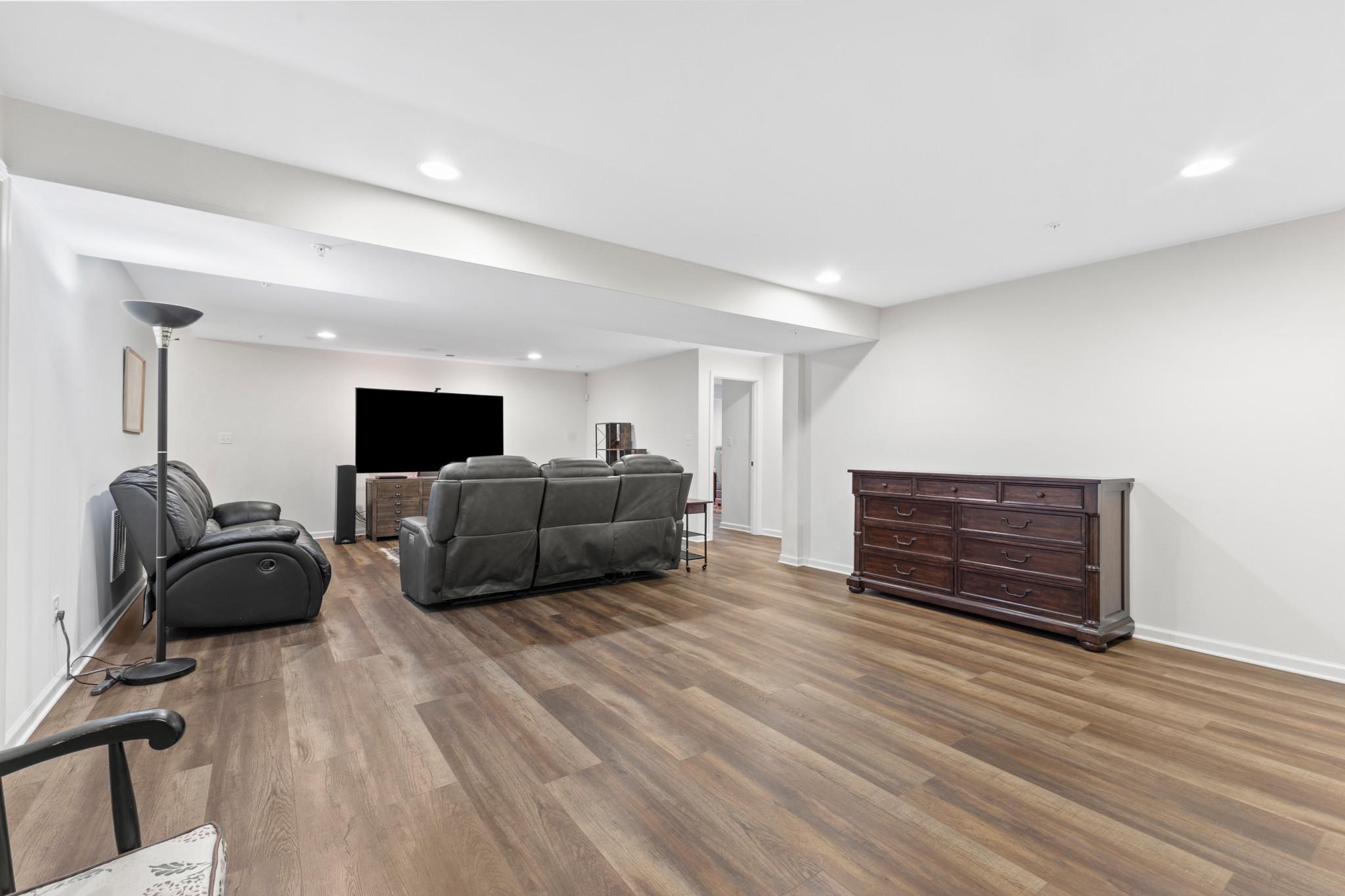 POTOMAC SHORES - Residential
