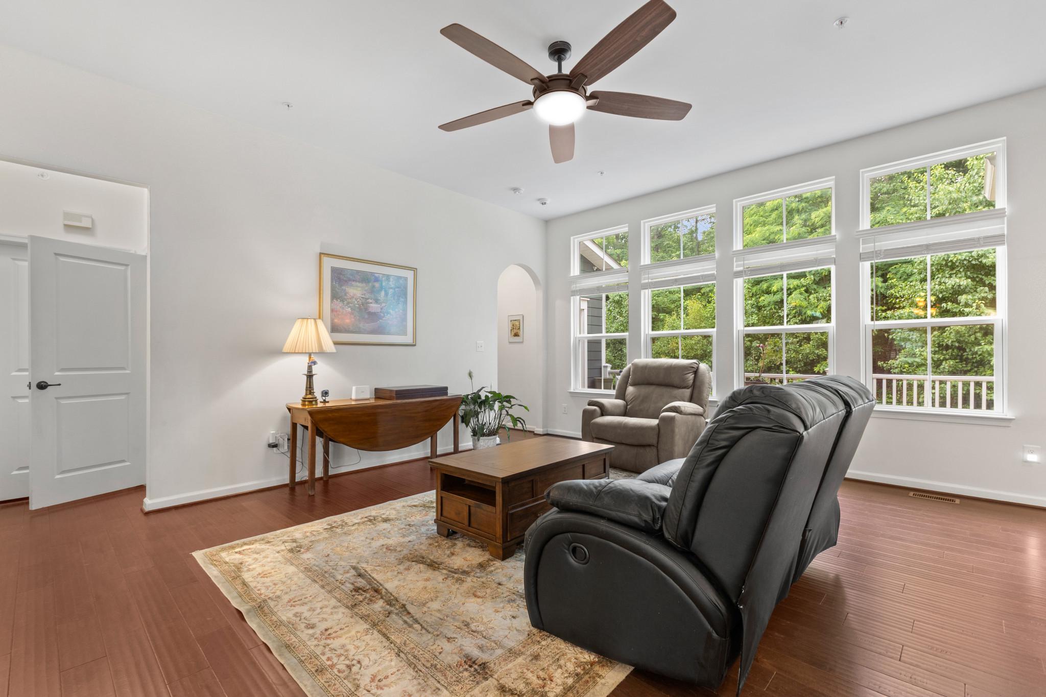 POTOMAC SHORES - Residential