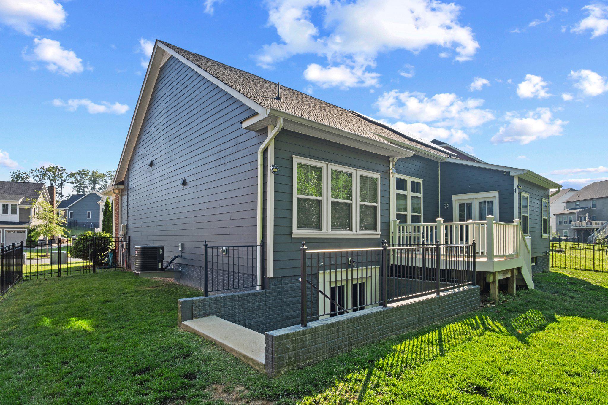 POTOMAC SHORES - Residential