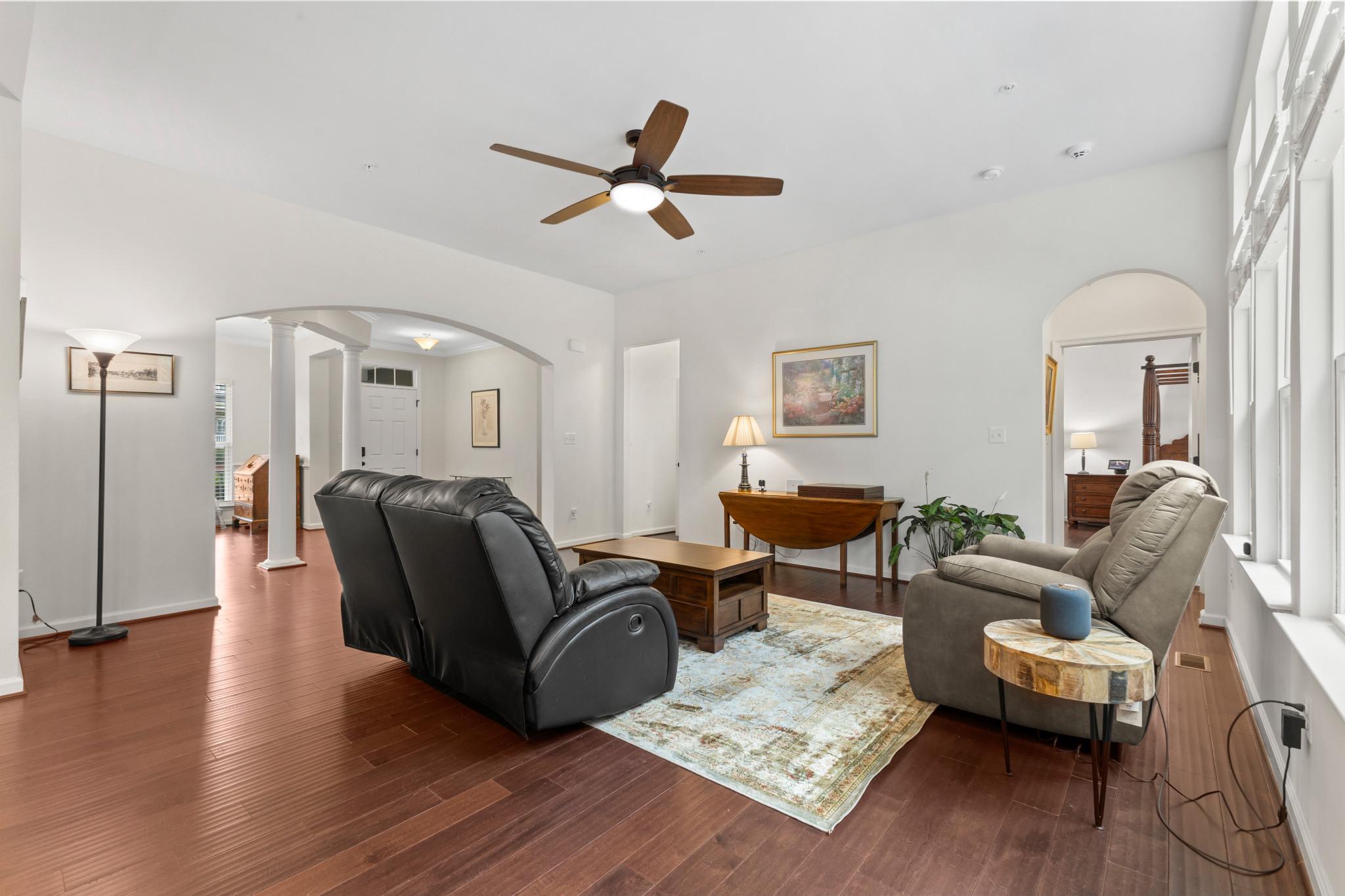 POTOMAC SHORES - Residential