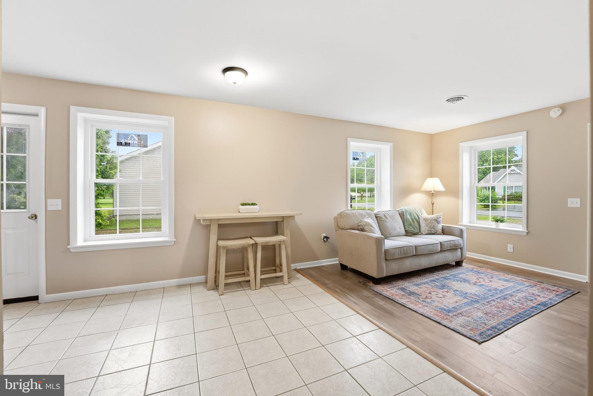 KNIGHTS LANDING - Residential