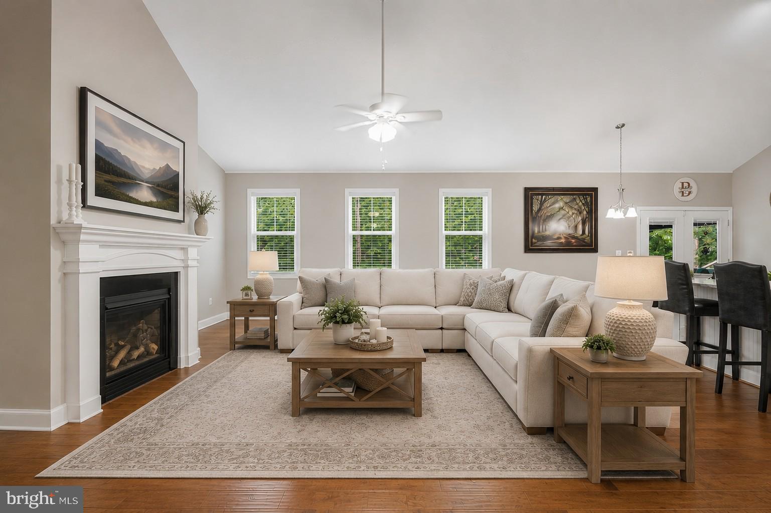 AMBER OAKS - Residential