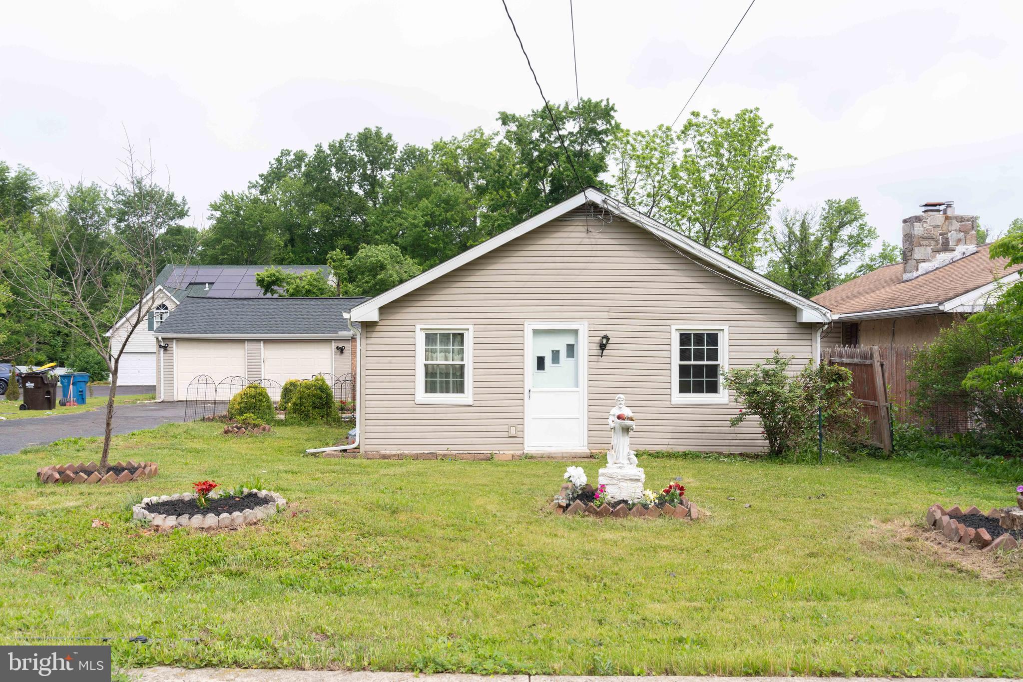 LANSDALE - Residential