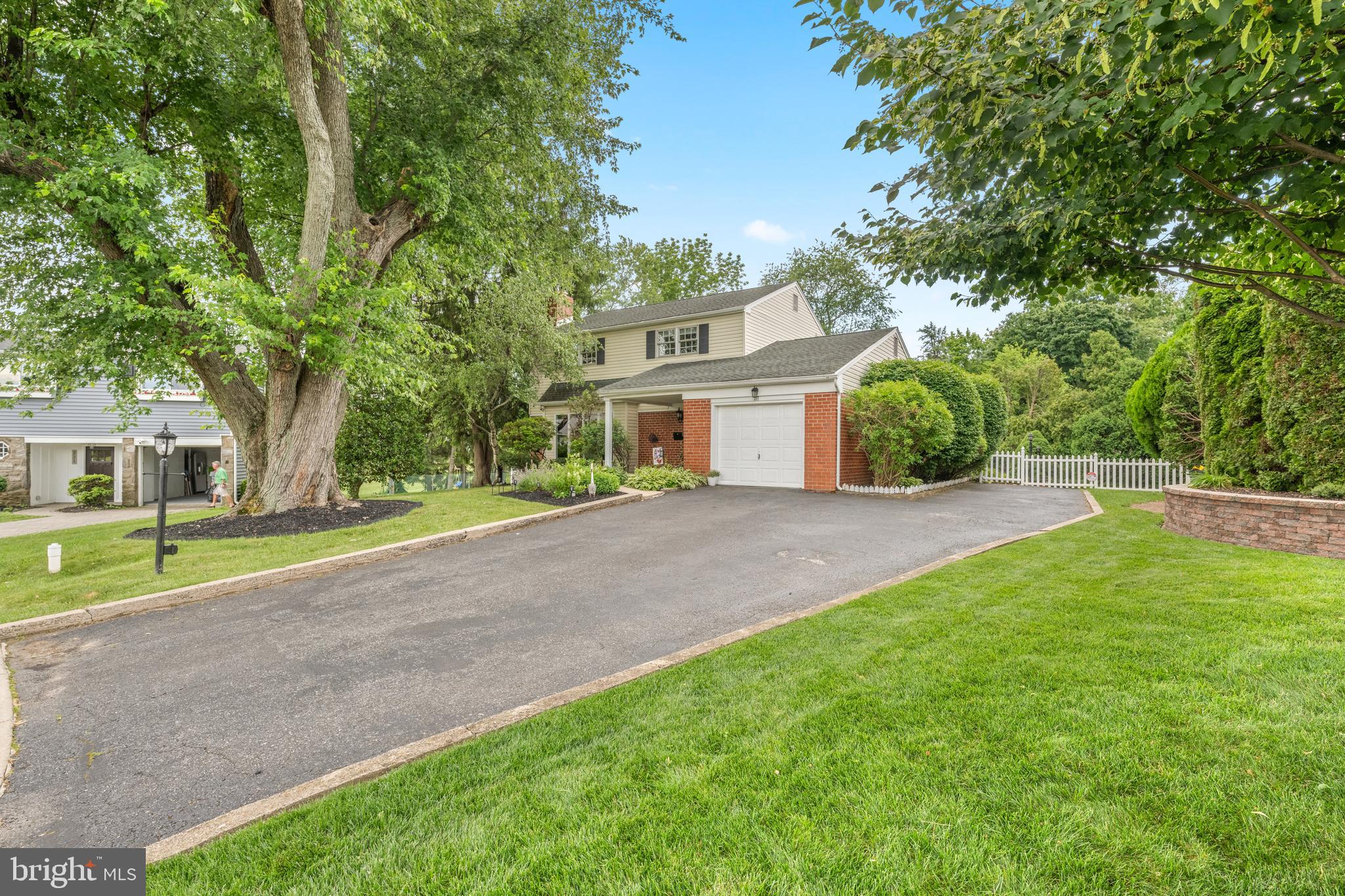 ROLLING GREEN - Residential