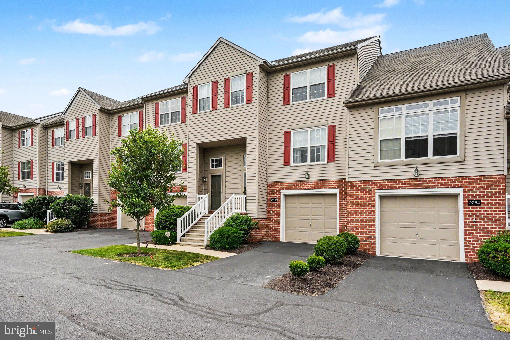 HILL TOP - Residential
