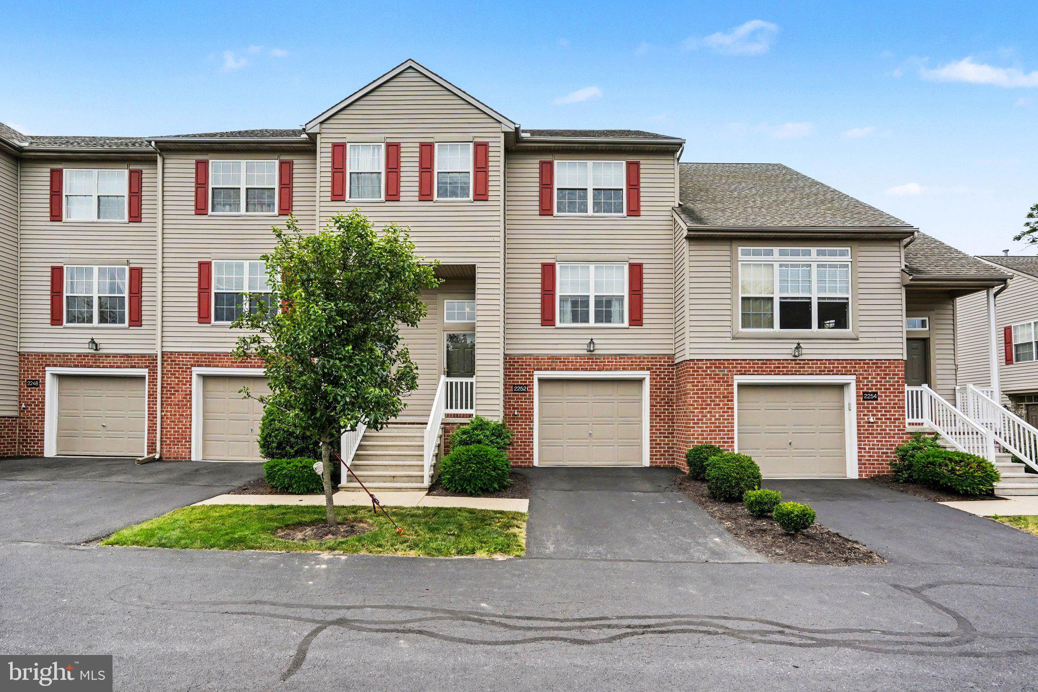 HILL TOP - Residential