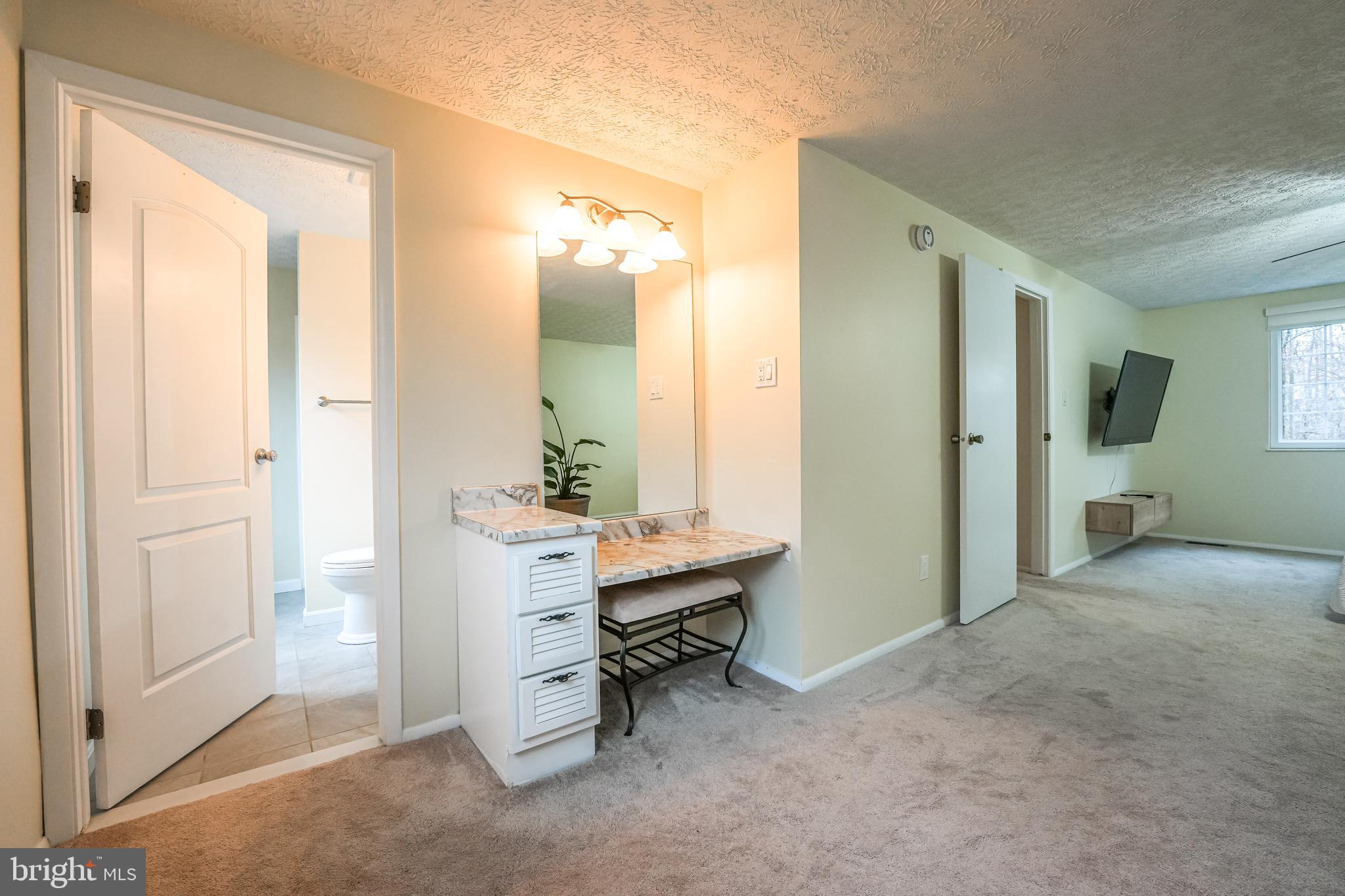 NEWINGTON FOREST - Residential Lease