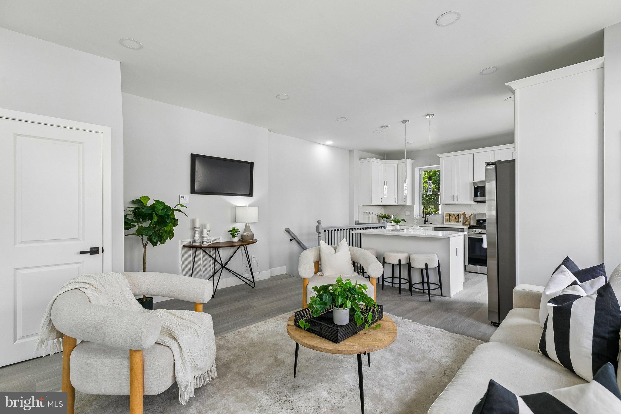 OAK LANE - Residential