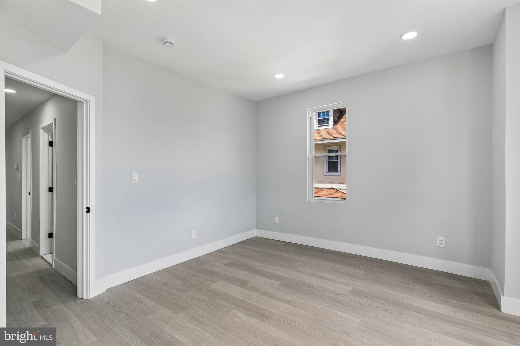 OAK LANE - Residential