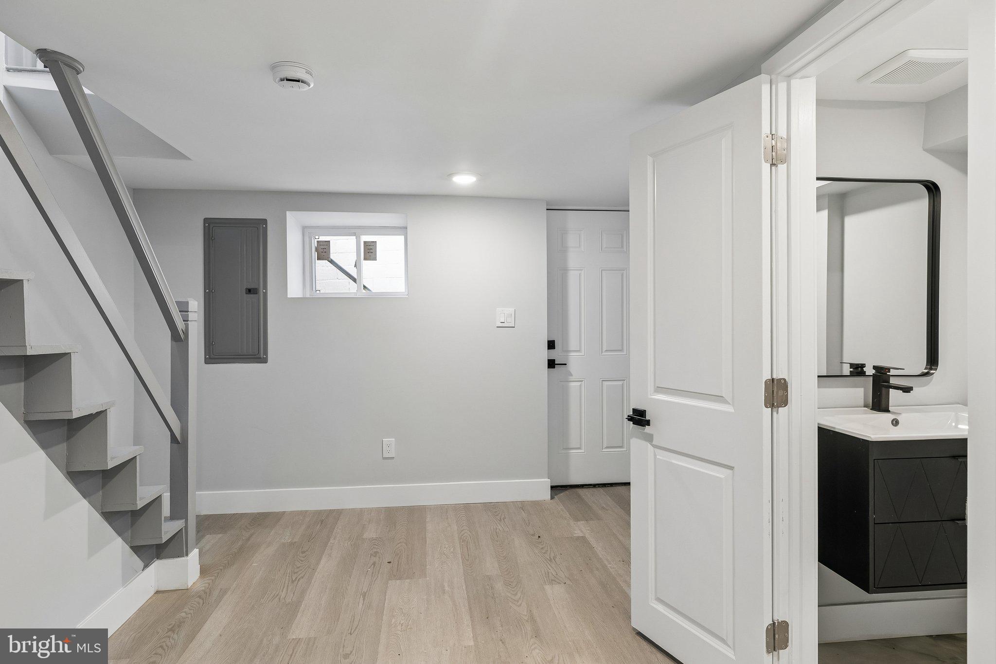 OAK LANE - Residential