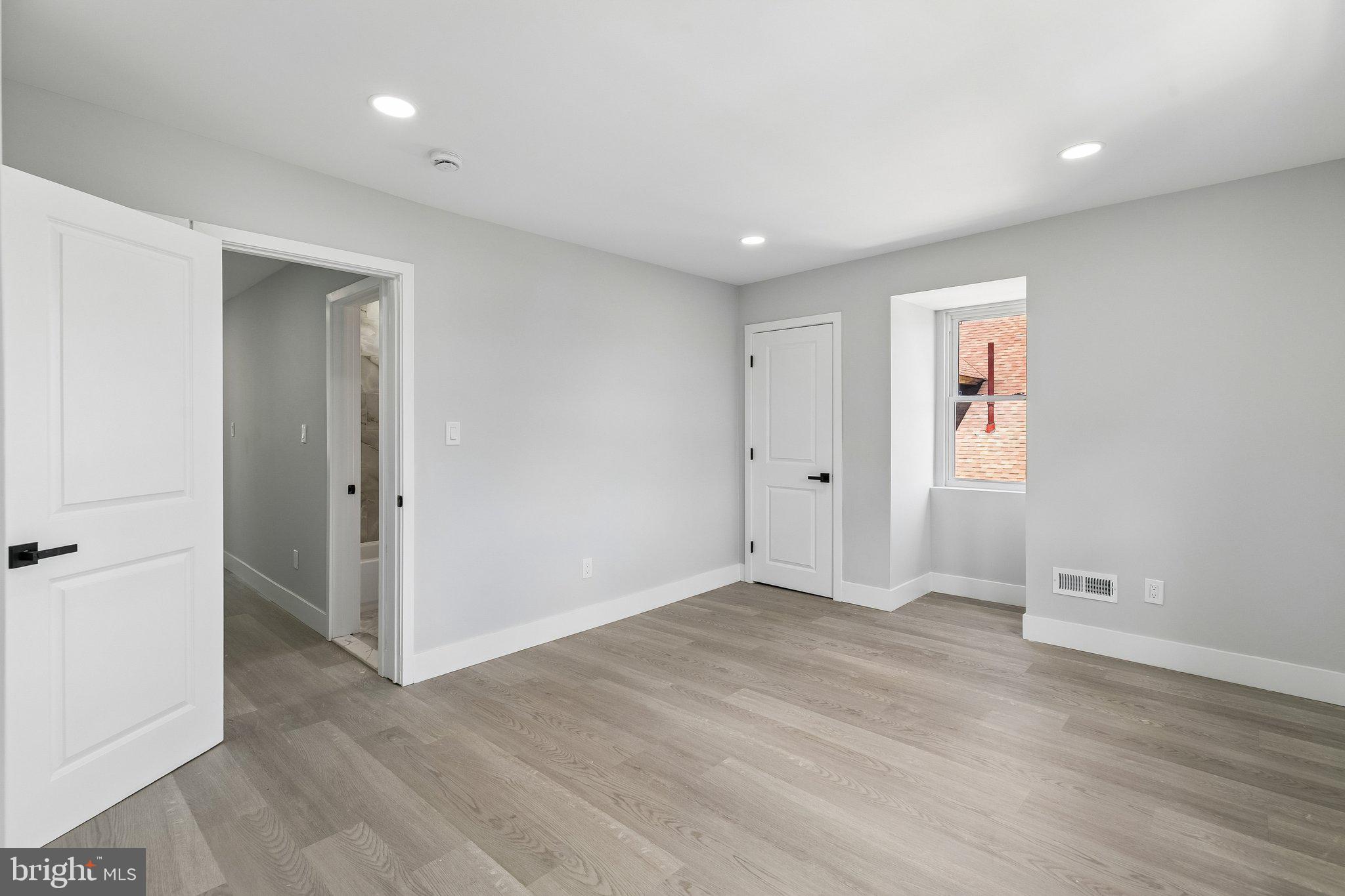 OAK LANE - Residential