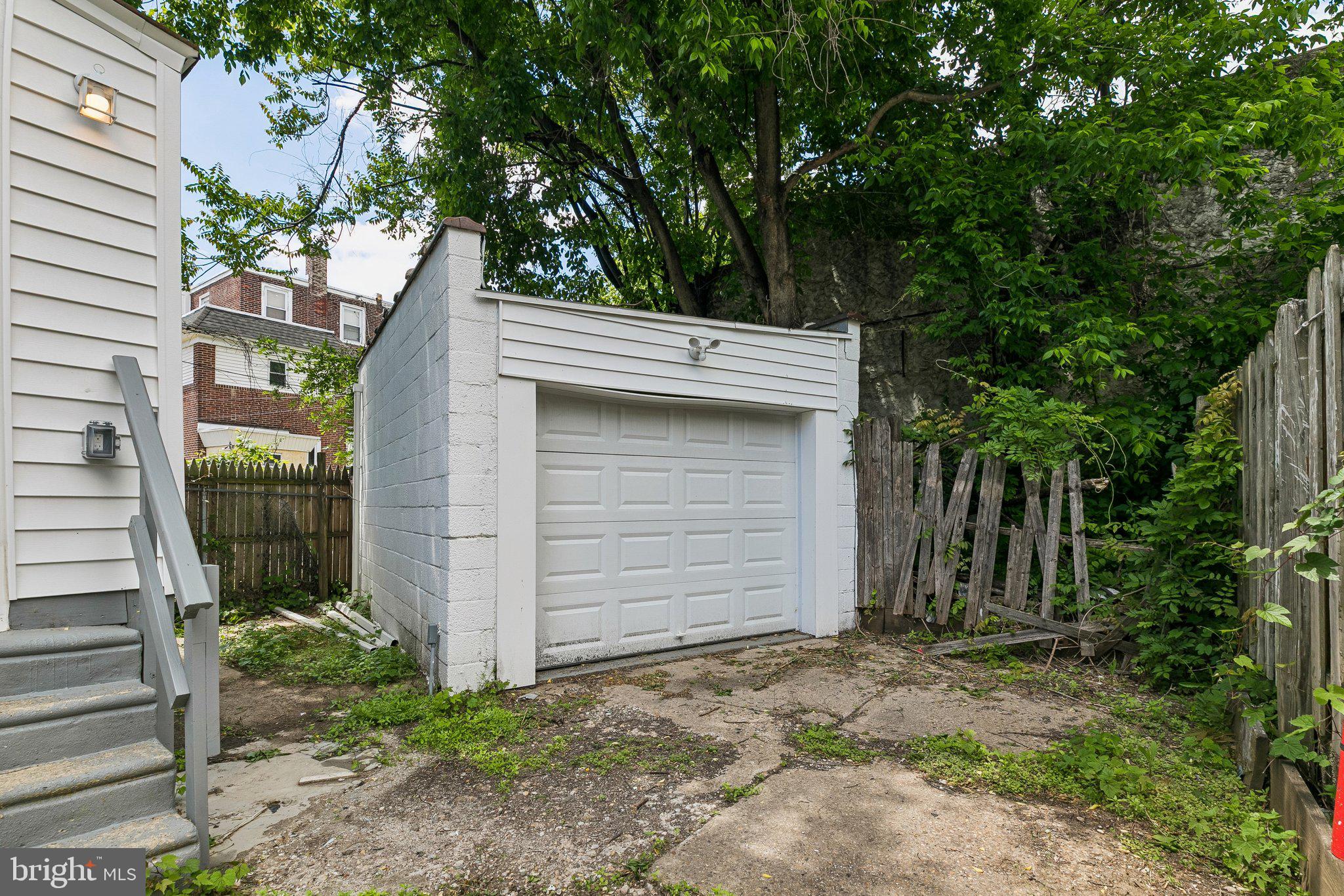 OAK LANE - Residential