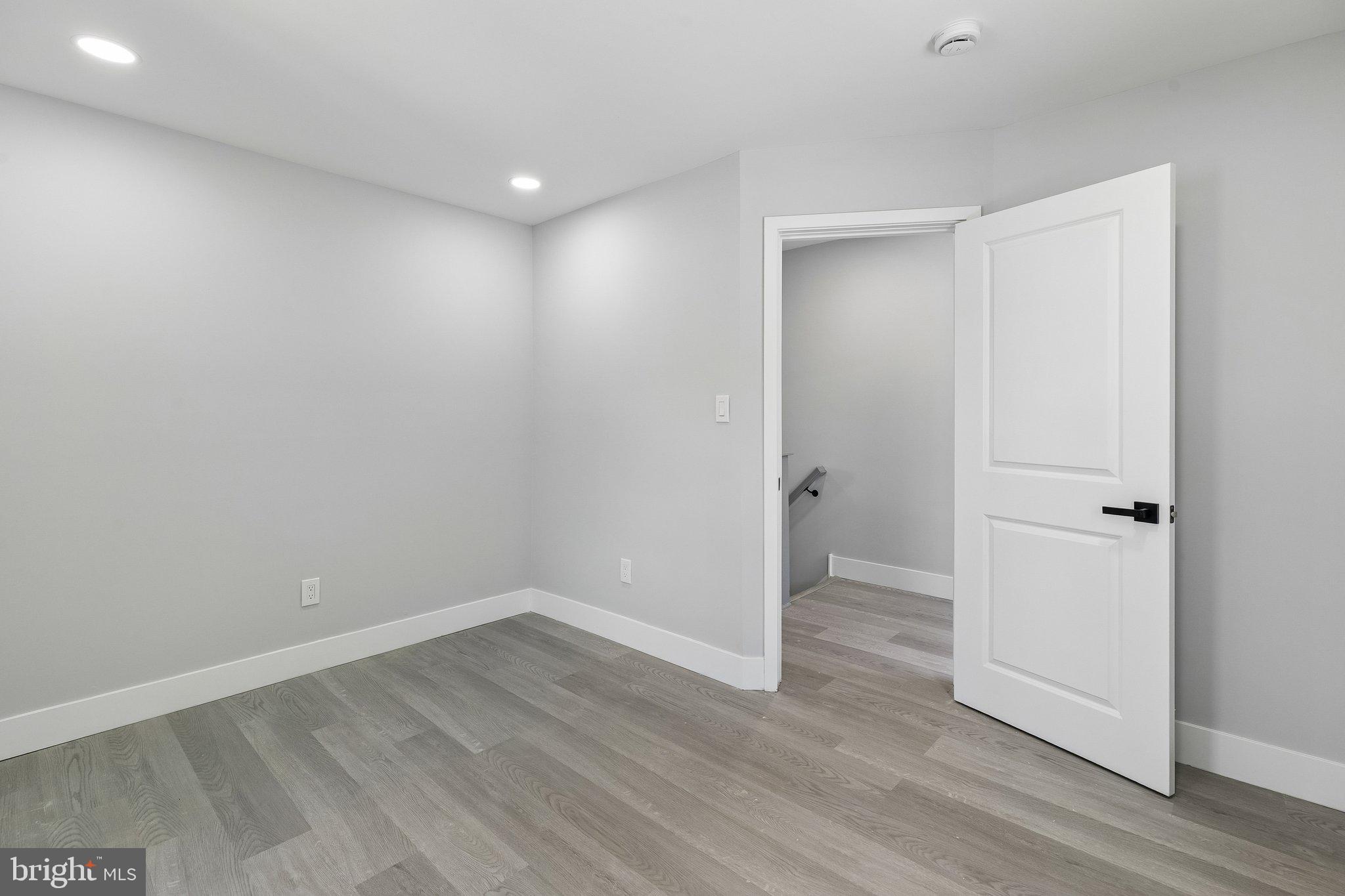 OAK LANE - Residential