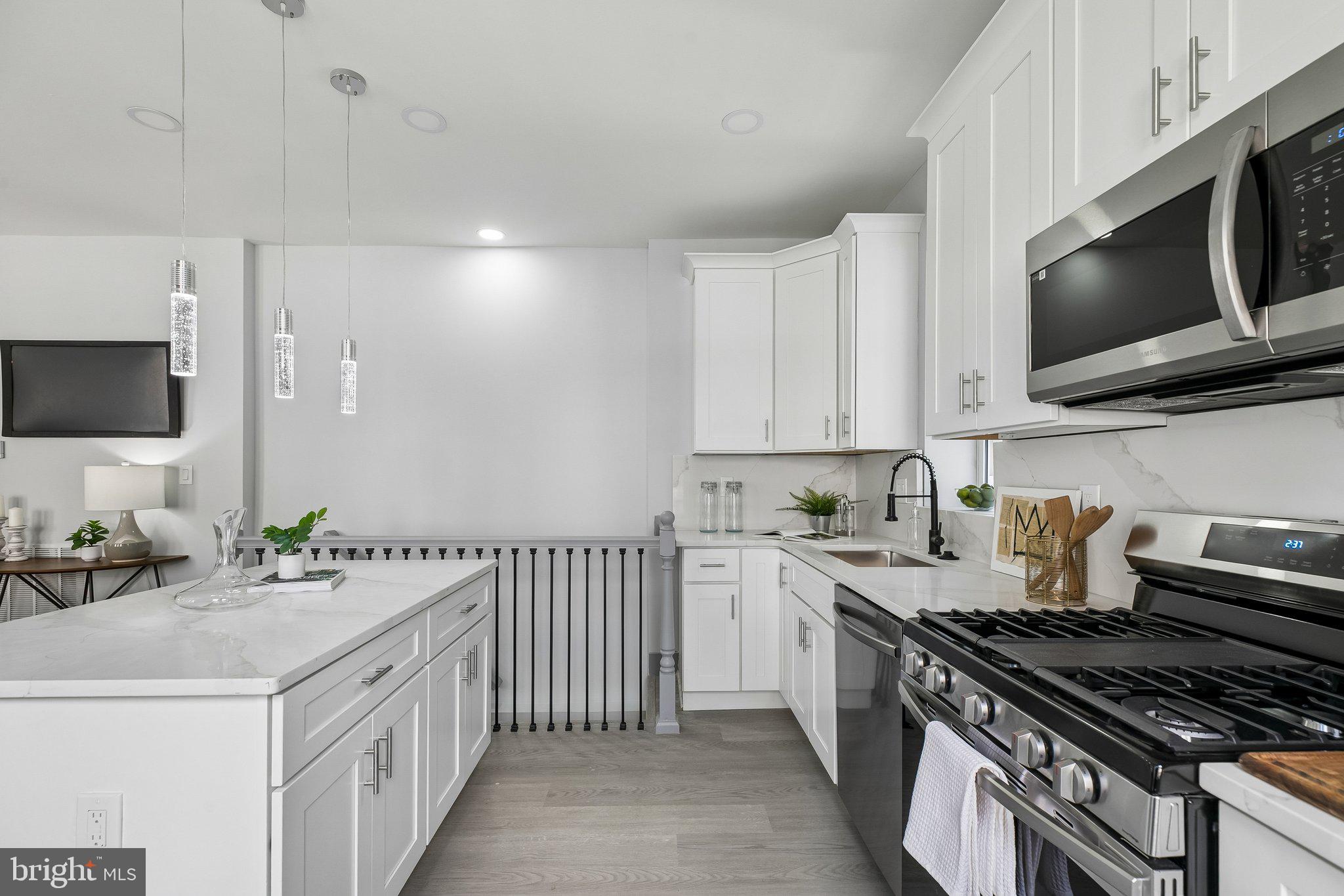 OAK LANE - Residential