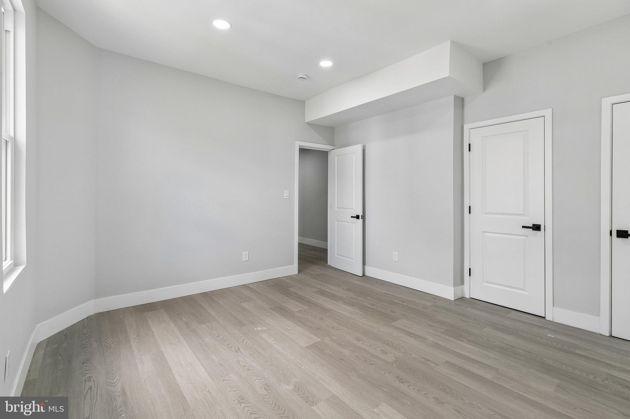 OAK LANE - Residential