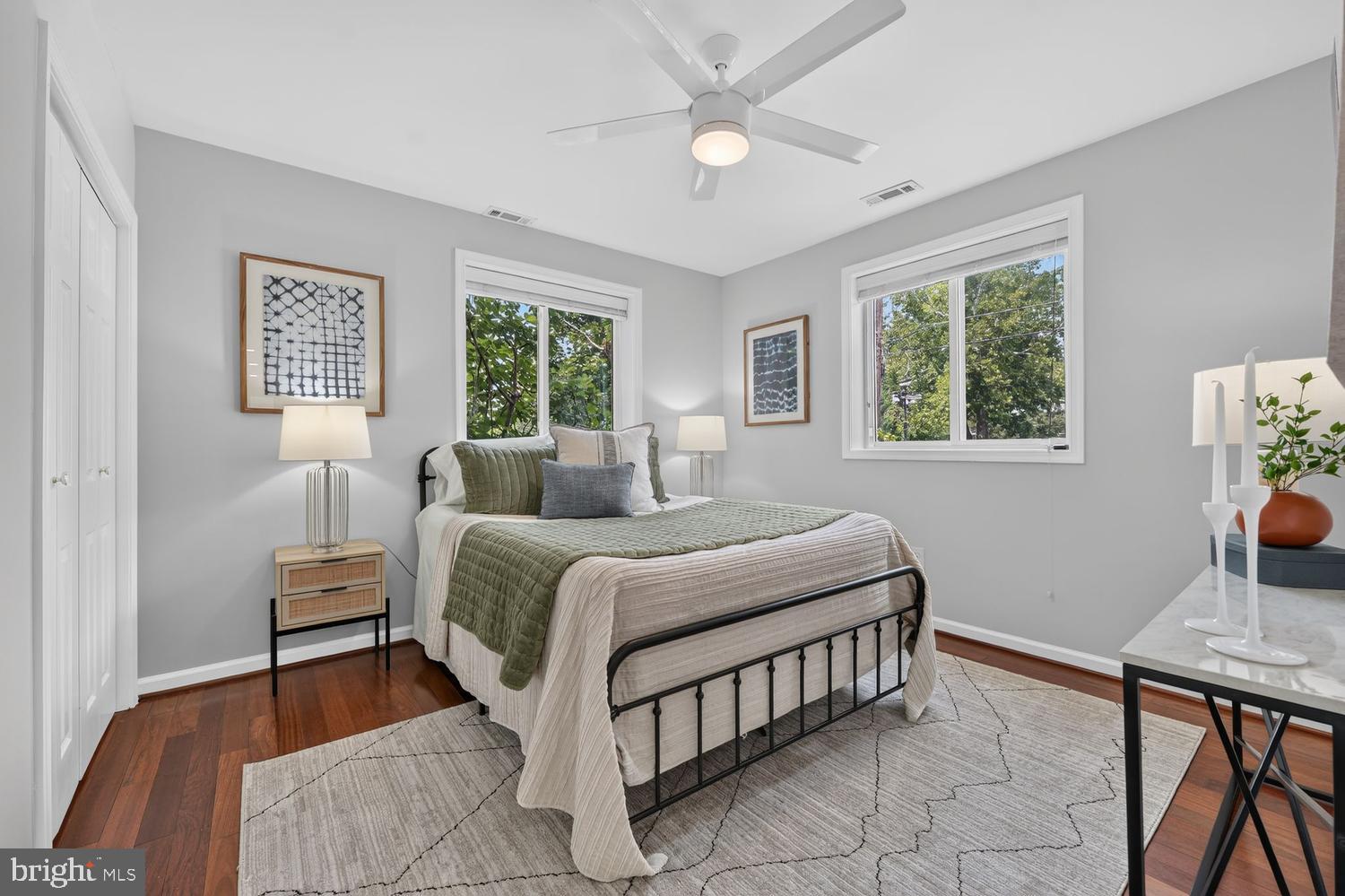 UNIVERSITY HILLS - Residential