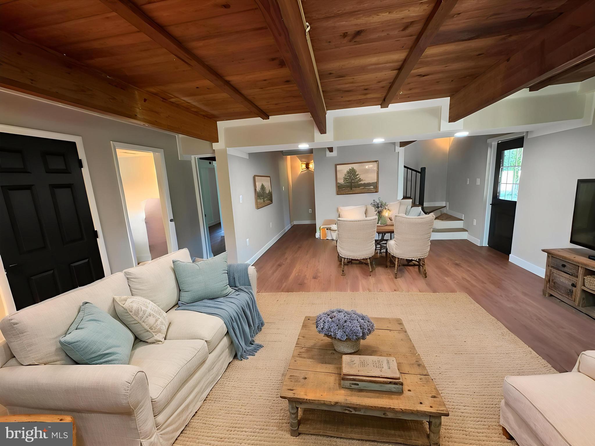 BROAD RUN FARMS - Residential