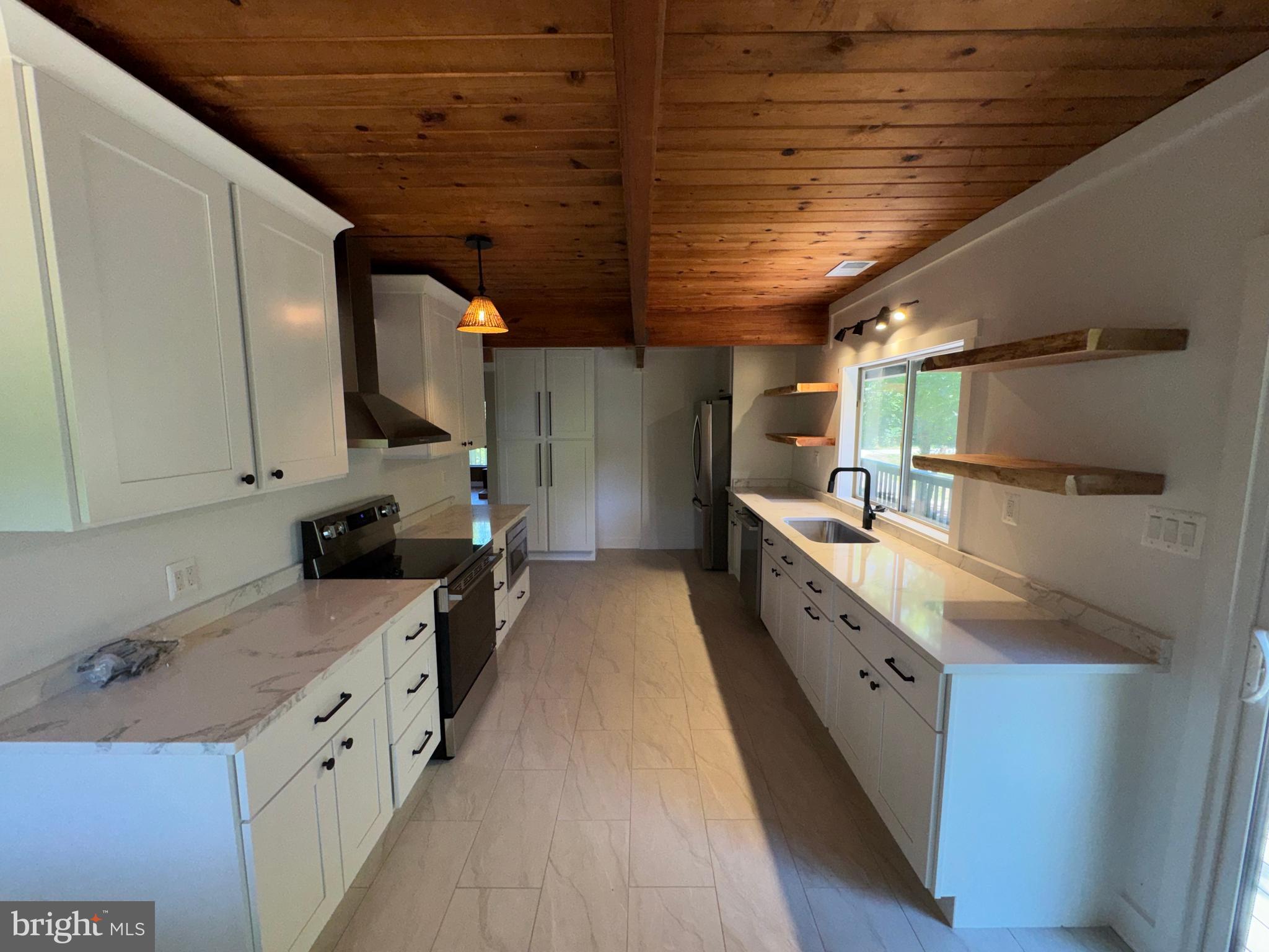 BROAD RUN FARMS - Residential
