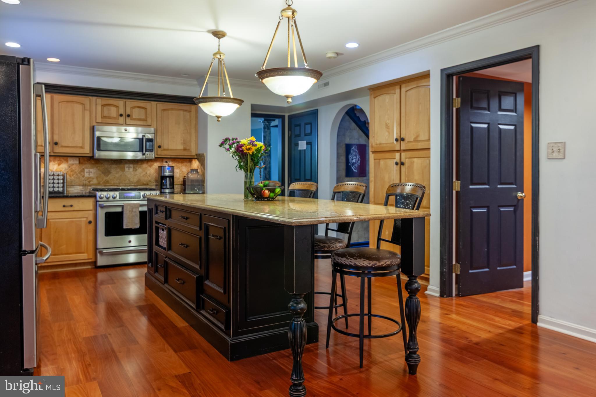 WHITTIER POND - Residential