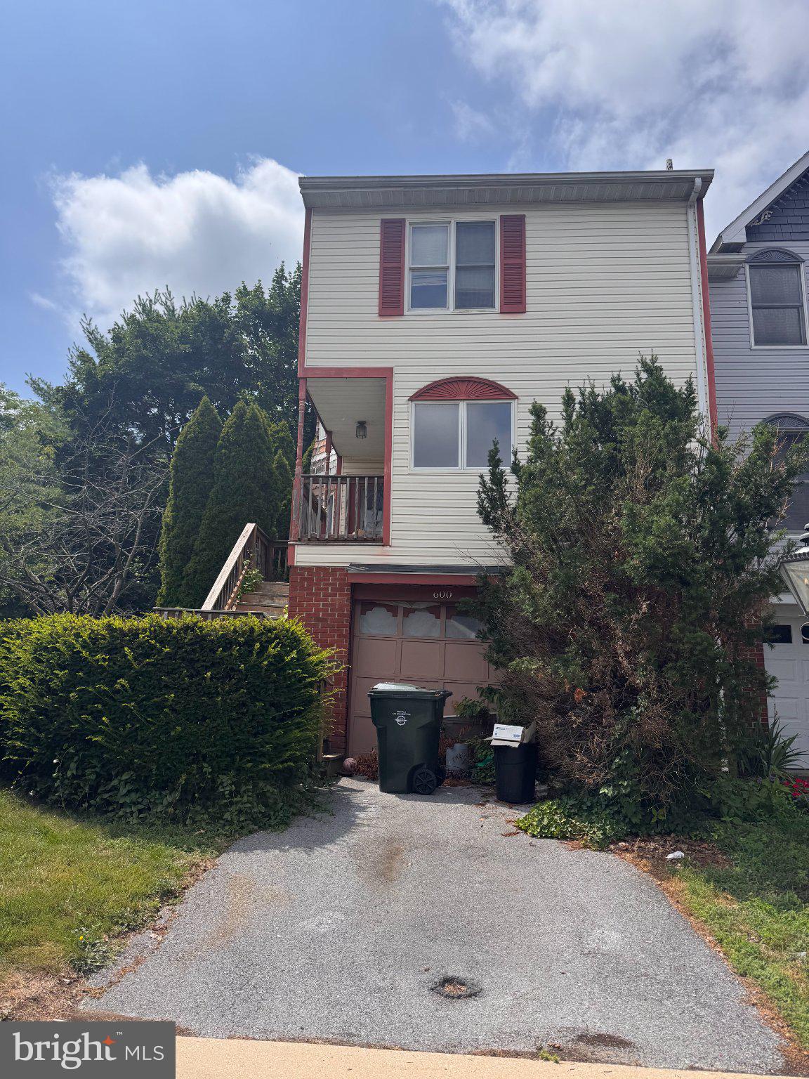 KENLY SQUARE - Residential