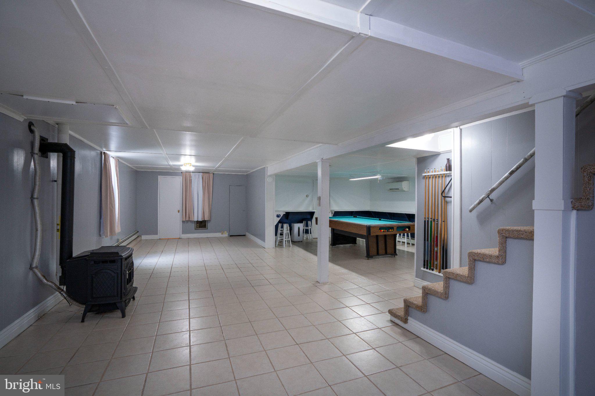 HOUSERVILLE - Residential