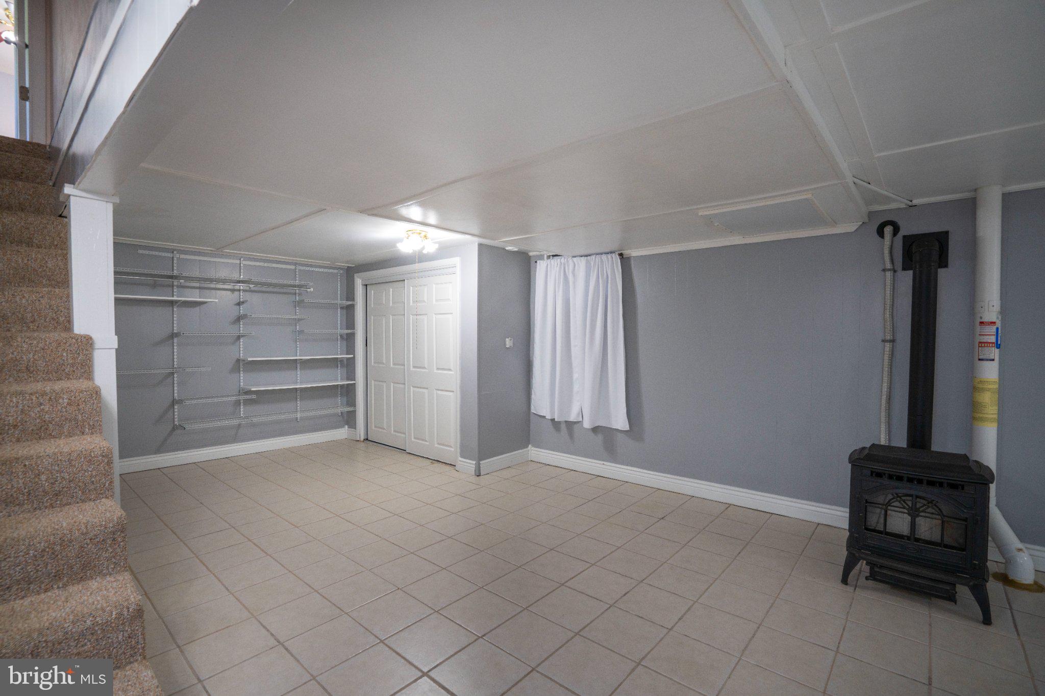 HOUSERVILLE - Residential