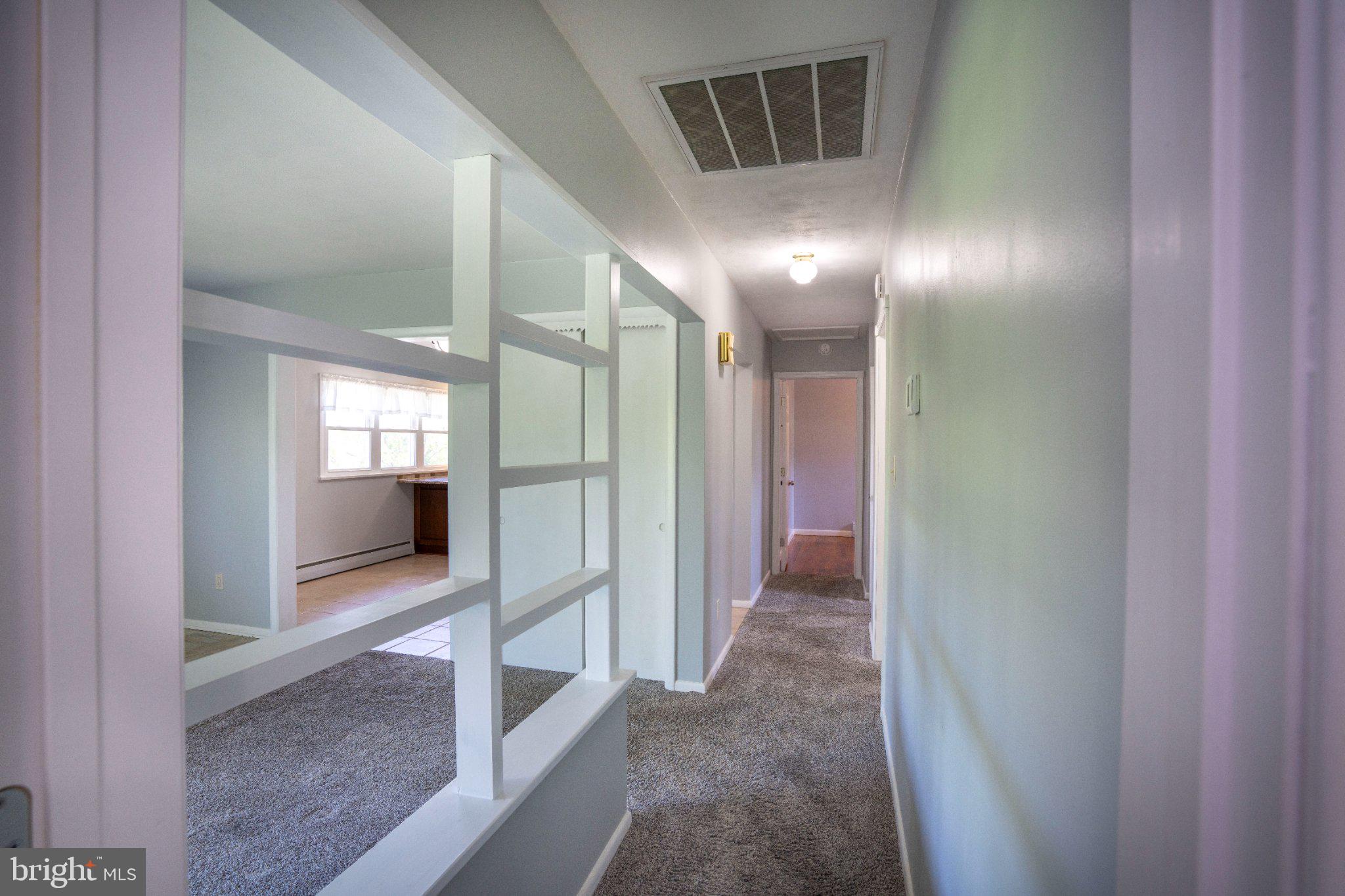 HOUSERVILLE - Residential