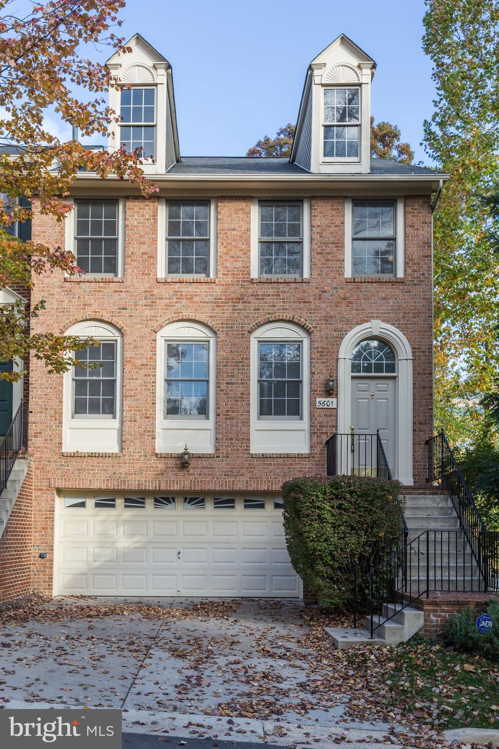 FALLSTONE - Residential Lease