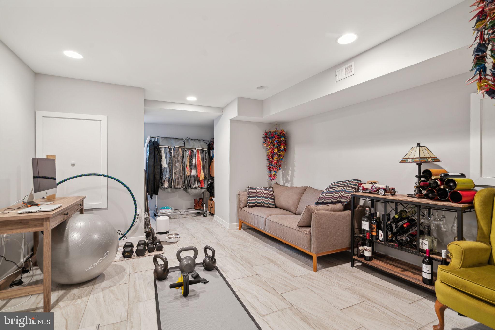MARCONI PARK EAST - Residential
