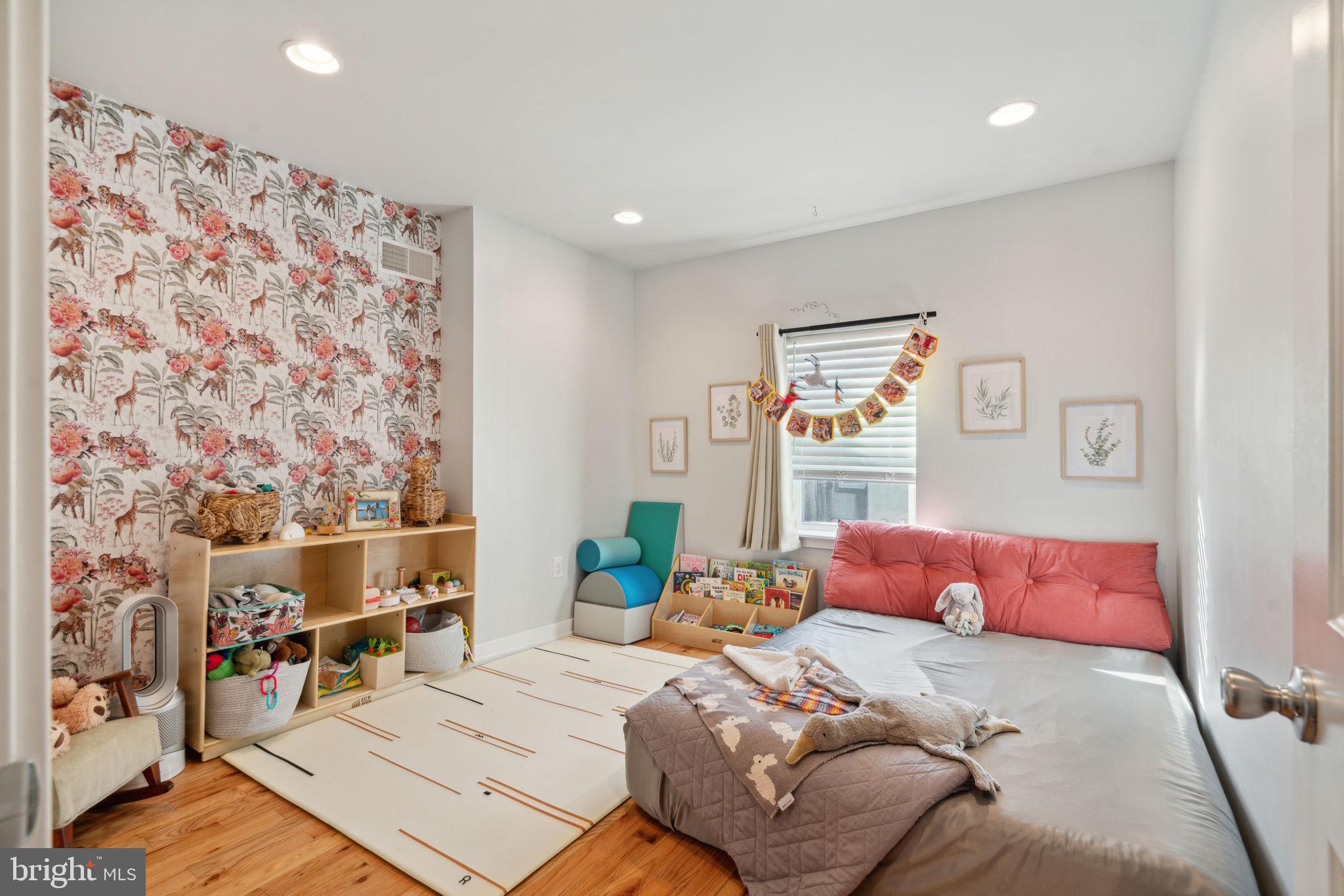 MARCONI PARK EAST - Residential