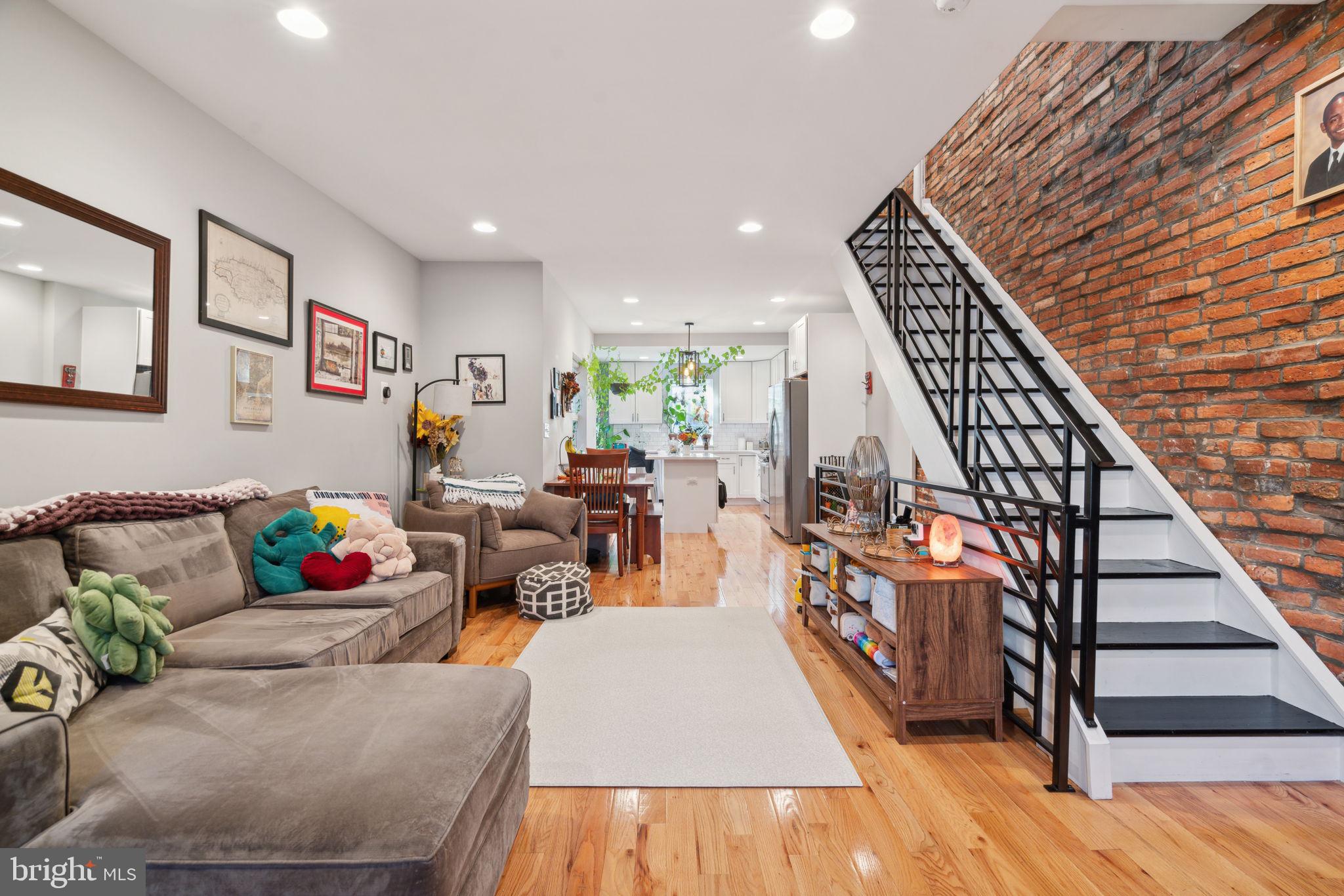 MARCONI PARK EAST - Residential