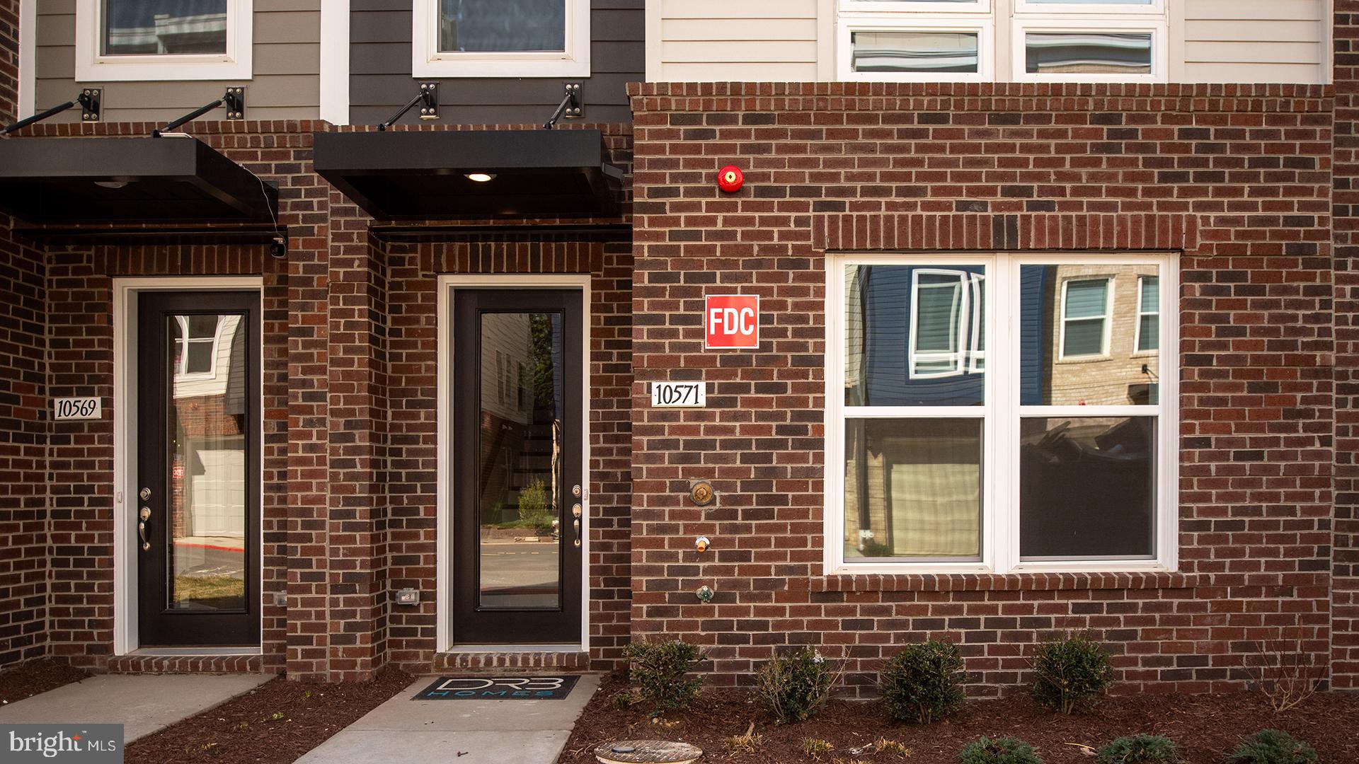 NORTHFAX WEST - Residential