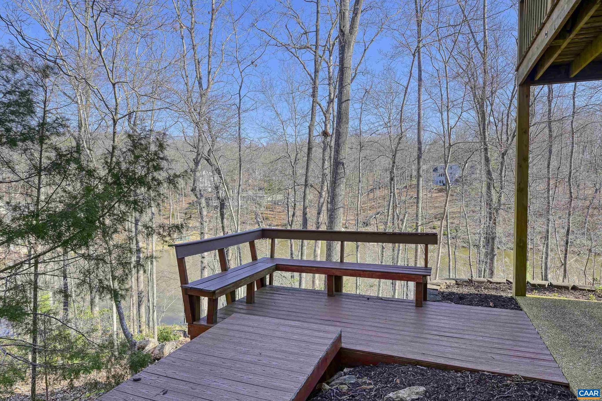 LAKE MONTICELLO - Residential