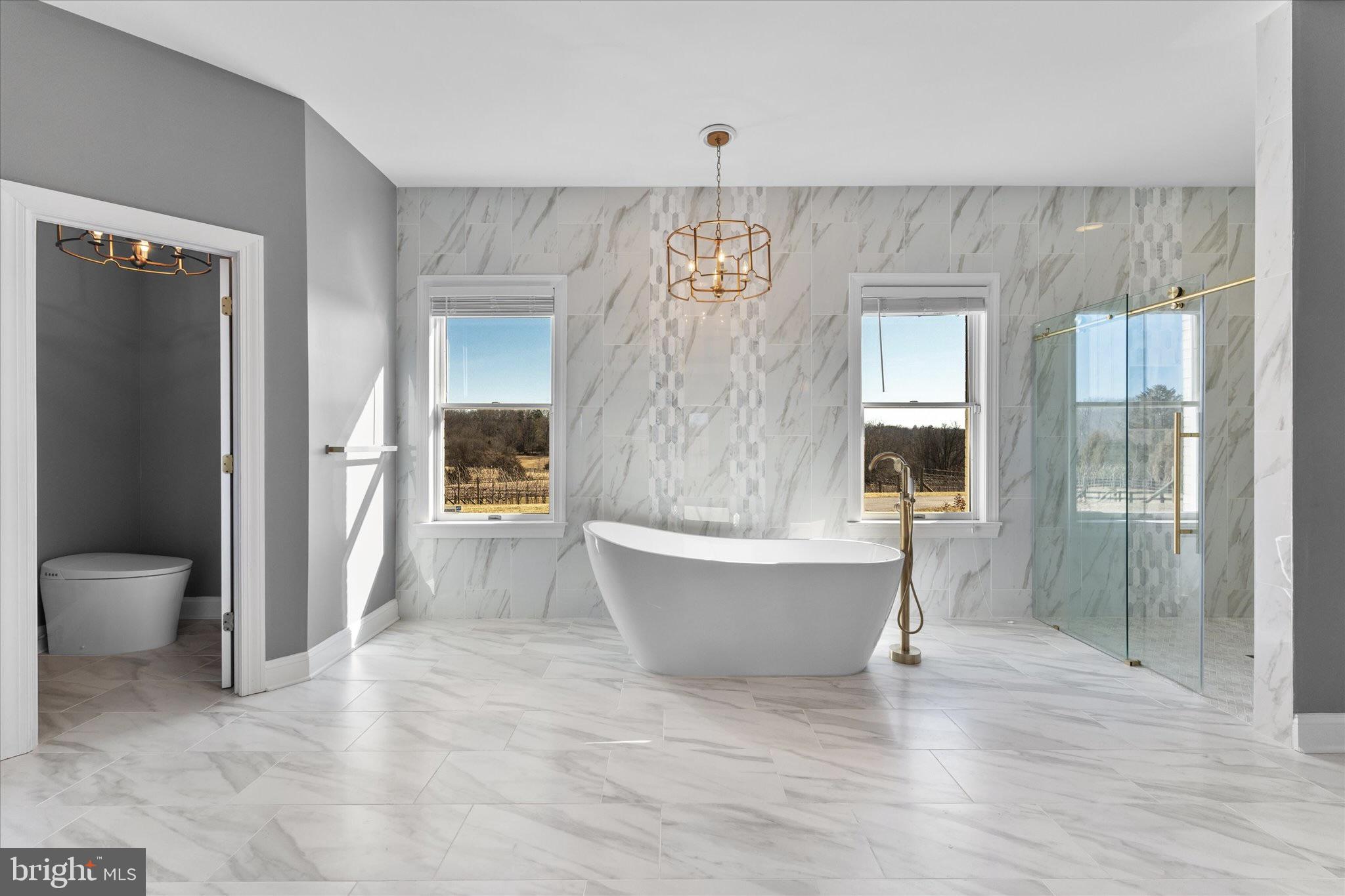 SADDLE RIDGE FARMS - Residential
