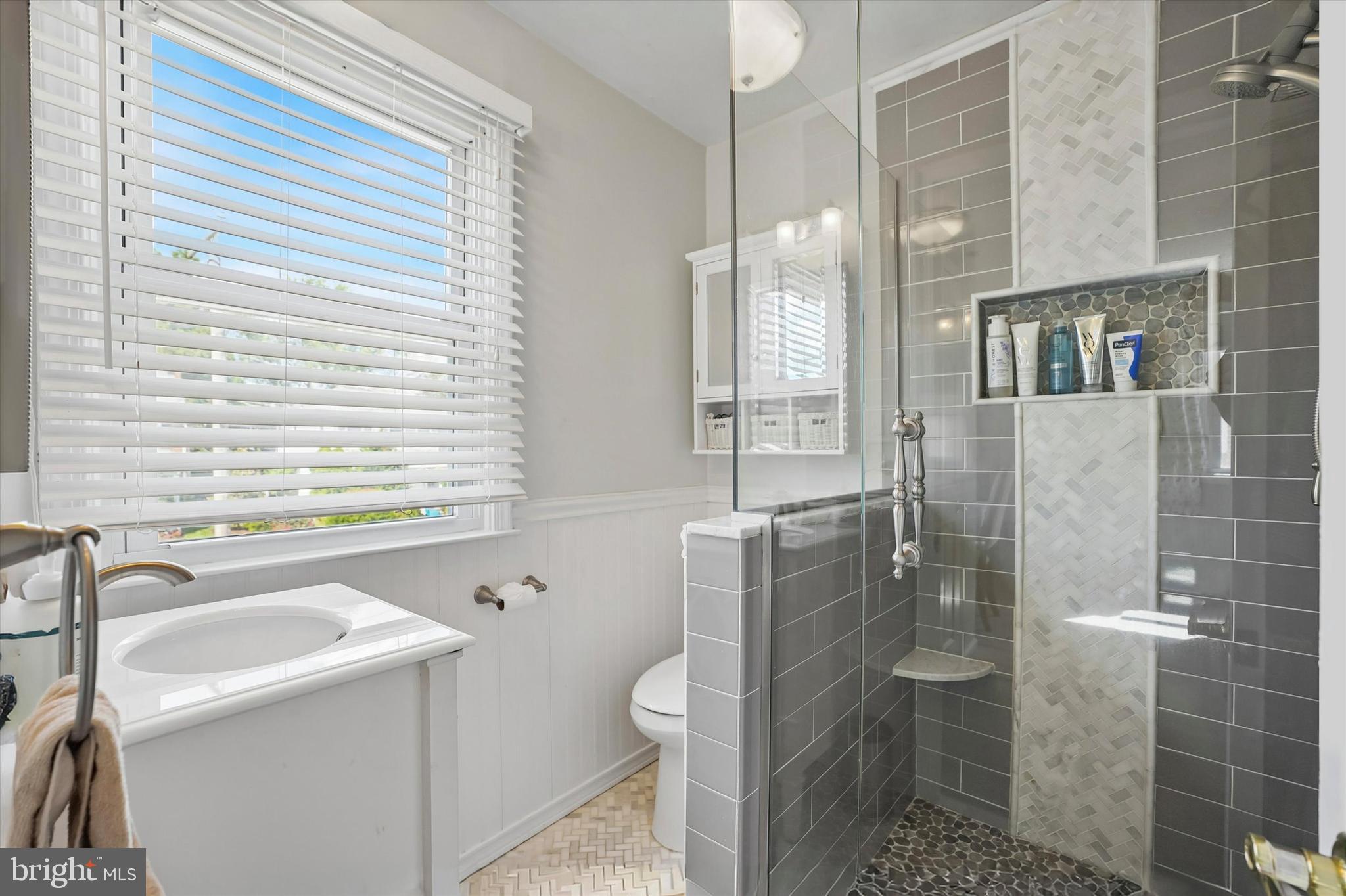 LYNNWOOD - Residential