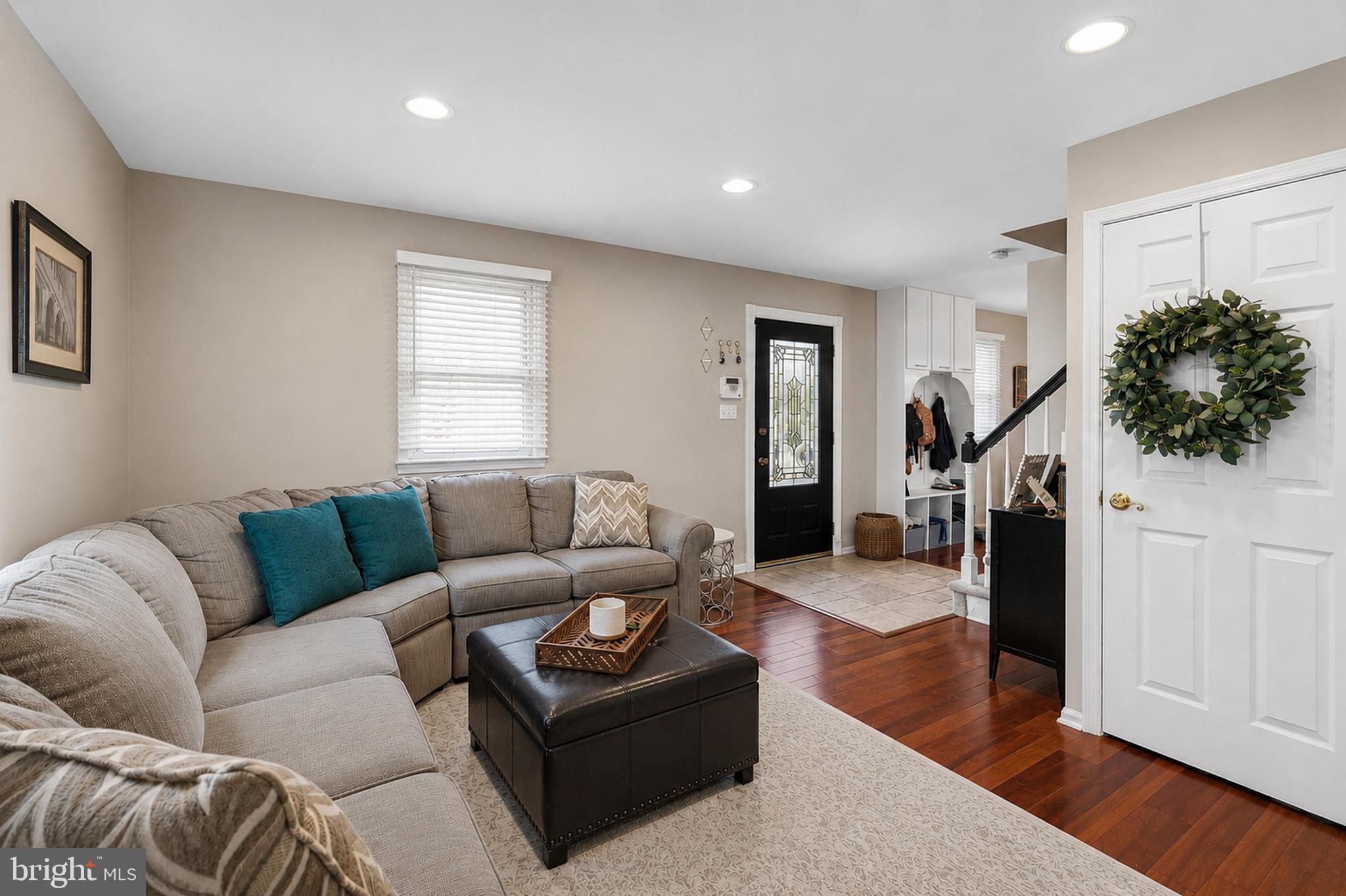 LYNNWOOD - Residential