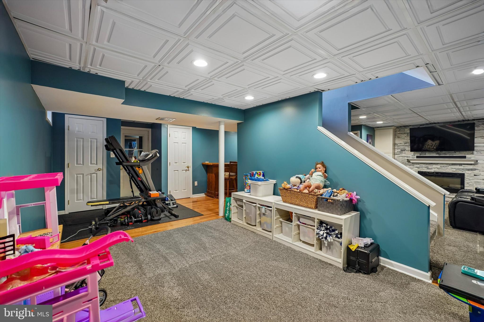 LYNNWOOD - Residential