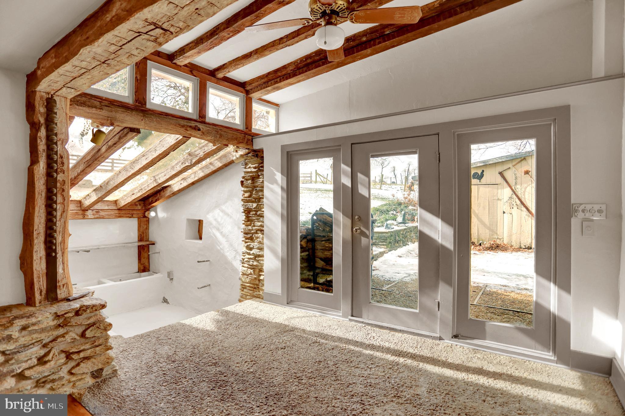 UNIONTOWN - Residential Lease